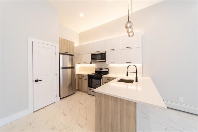 # 250006769 - For Rent in JERSEY CITY - Bergen-Lafayett NJ