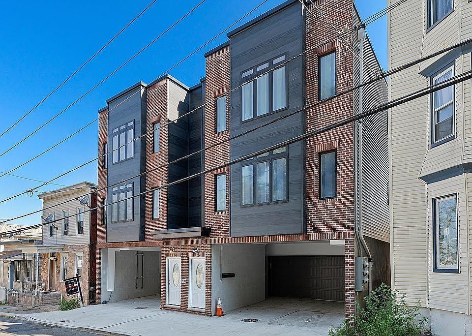 # 250006776 - For Rent in North Bergen NJ