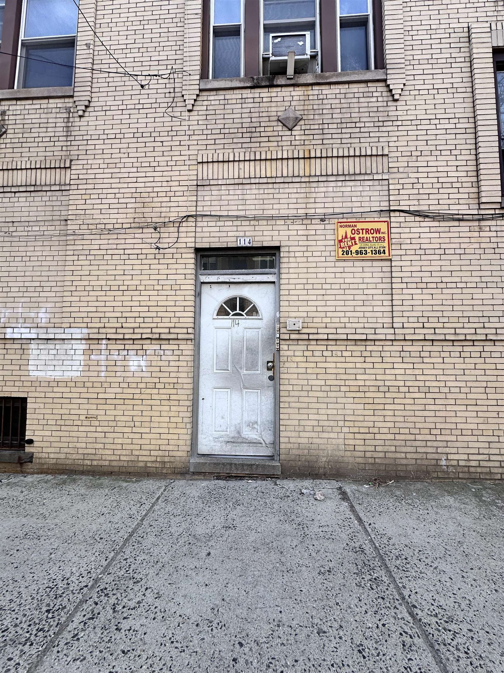 # 250006810 - For Rent in JERSEY CITY - Journal Square NJ