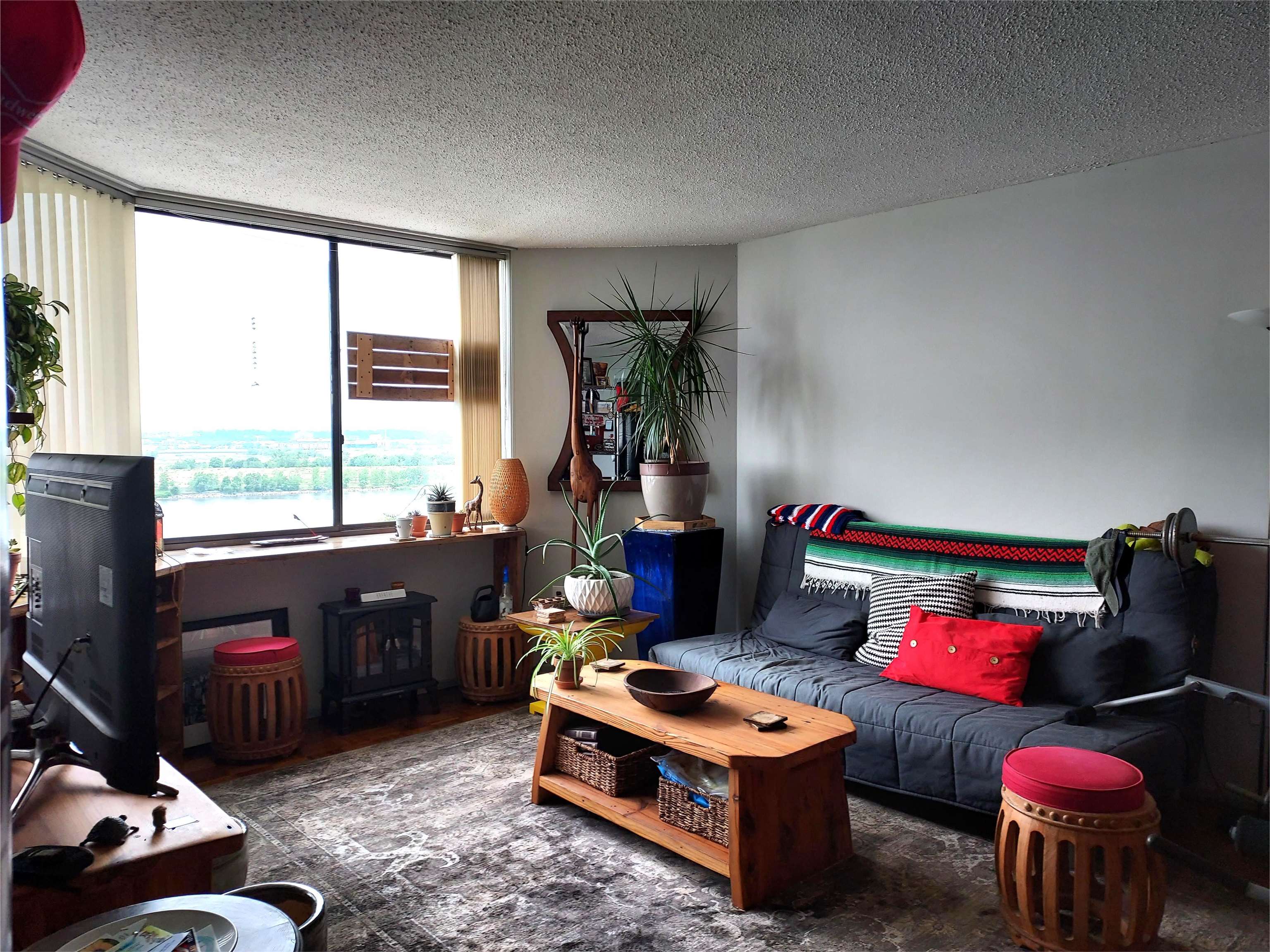 # 250006826 - For Rent in Secaucus NJ