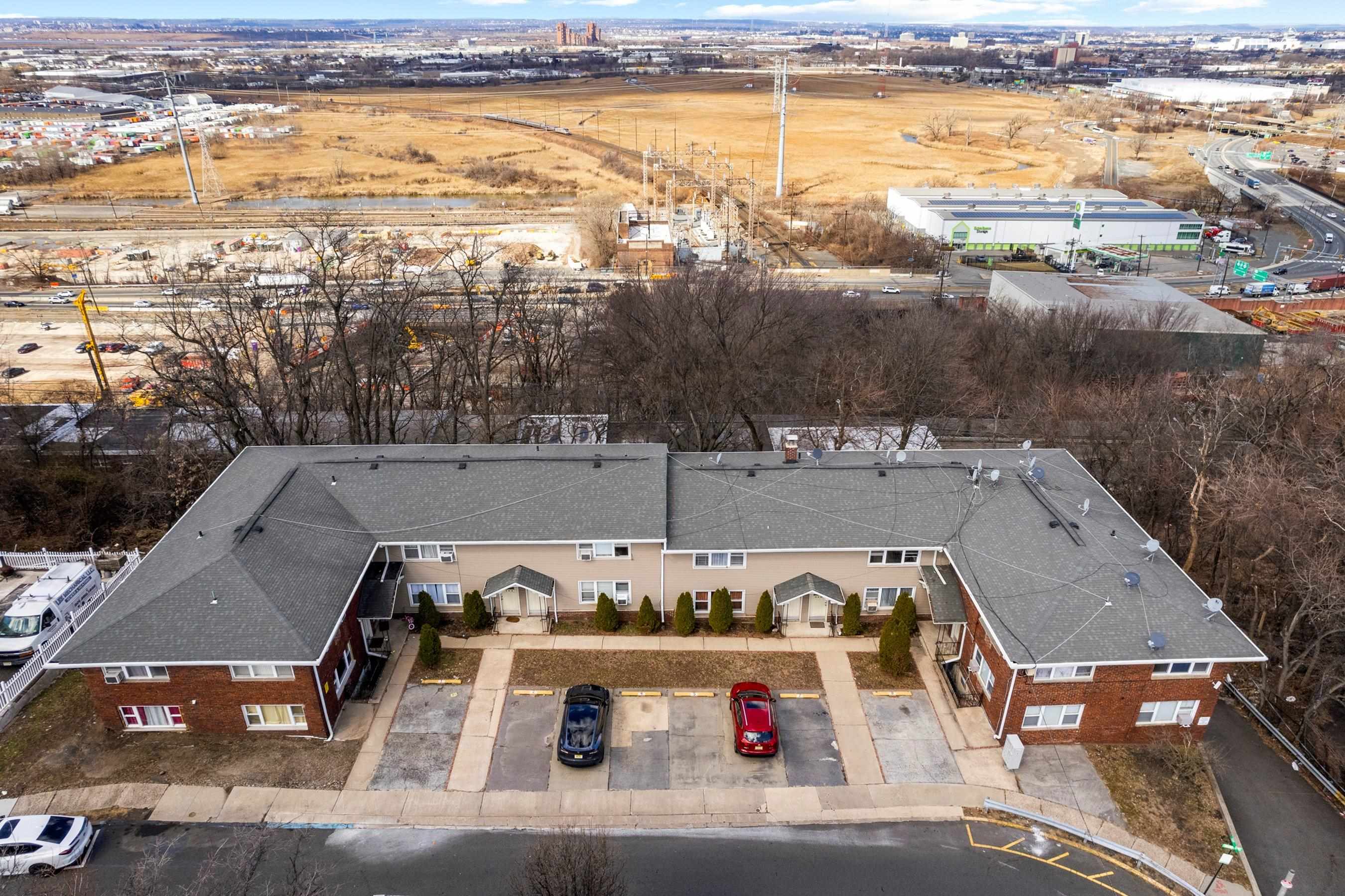 # 250006877 - For Rent in North Bergen NJ