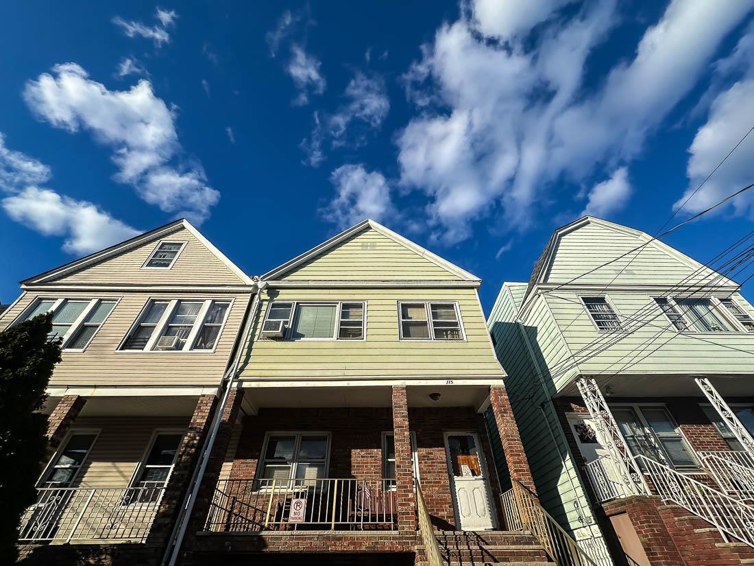 # 250006923 - For Rent in Bayonne NJ