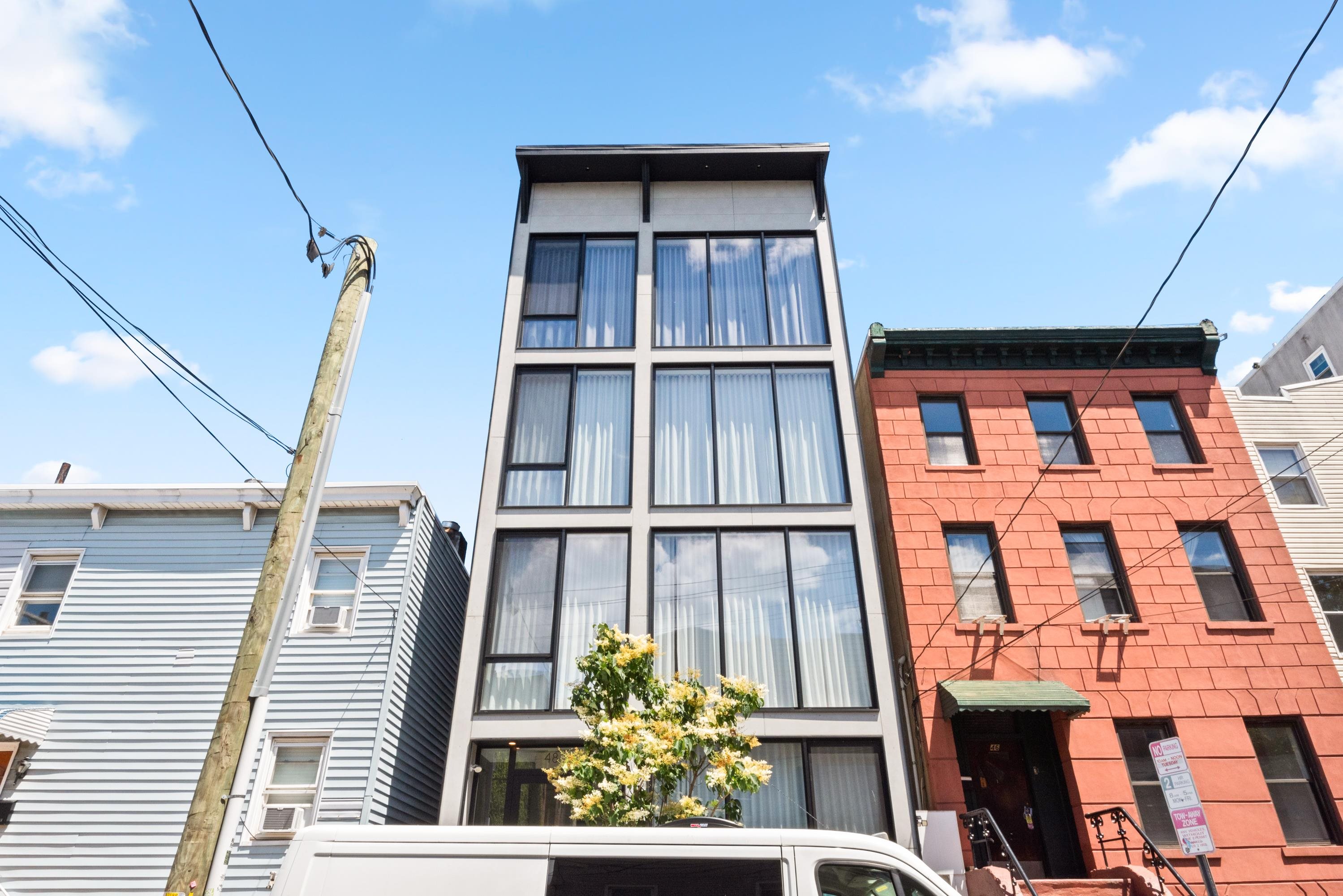 # 250006940 - For Rent in JERSEY CITY - Downtown NJ