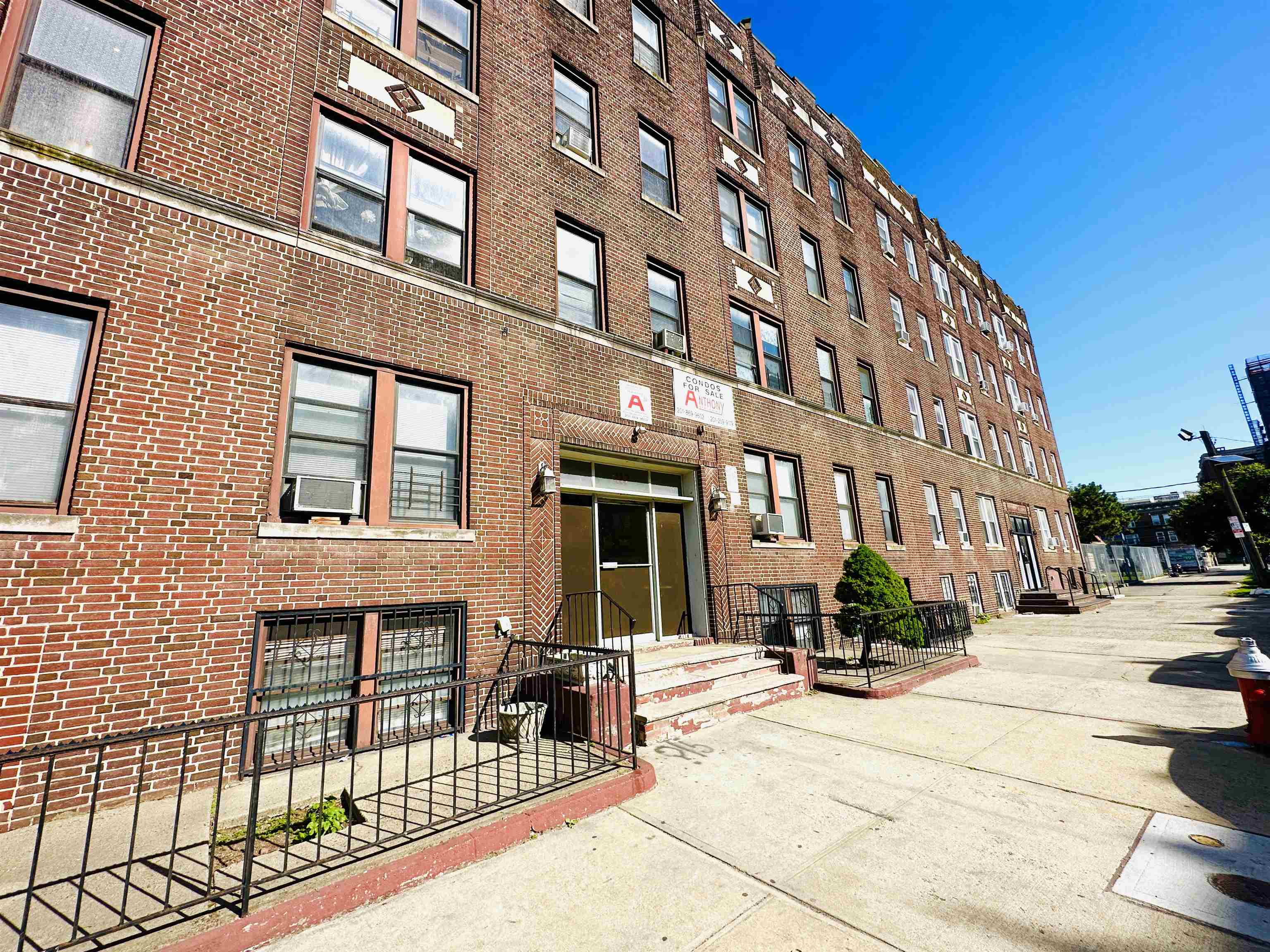 # 250006982 - For Rent in JERSEY CITY - Journal Square NJ