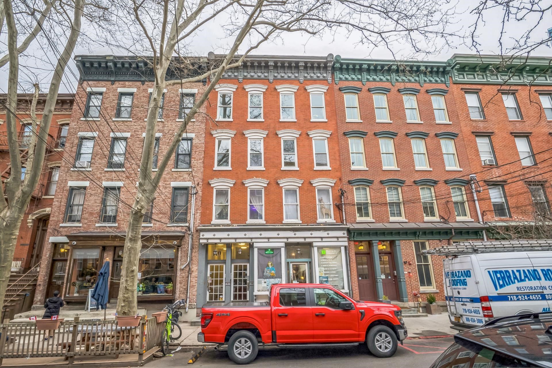 # 250006999 - For Rent in JERSEY CITY - Downtown NJ