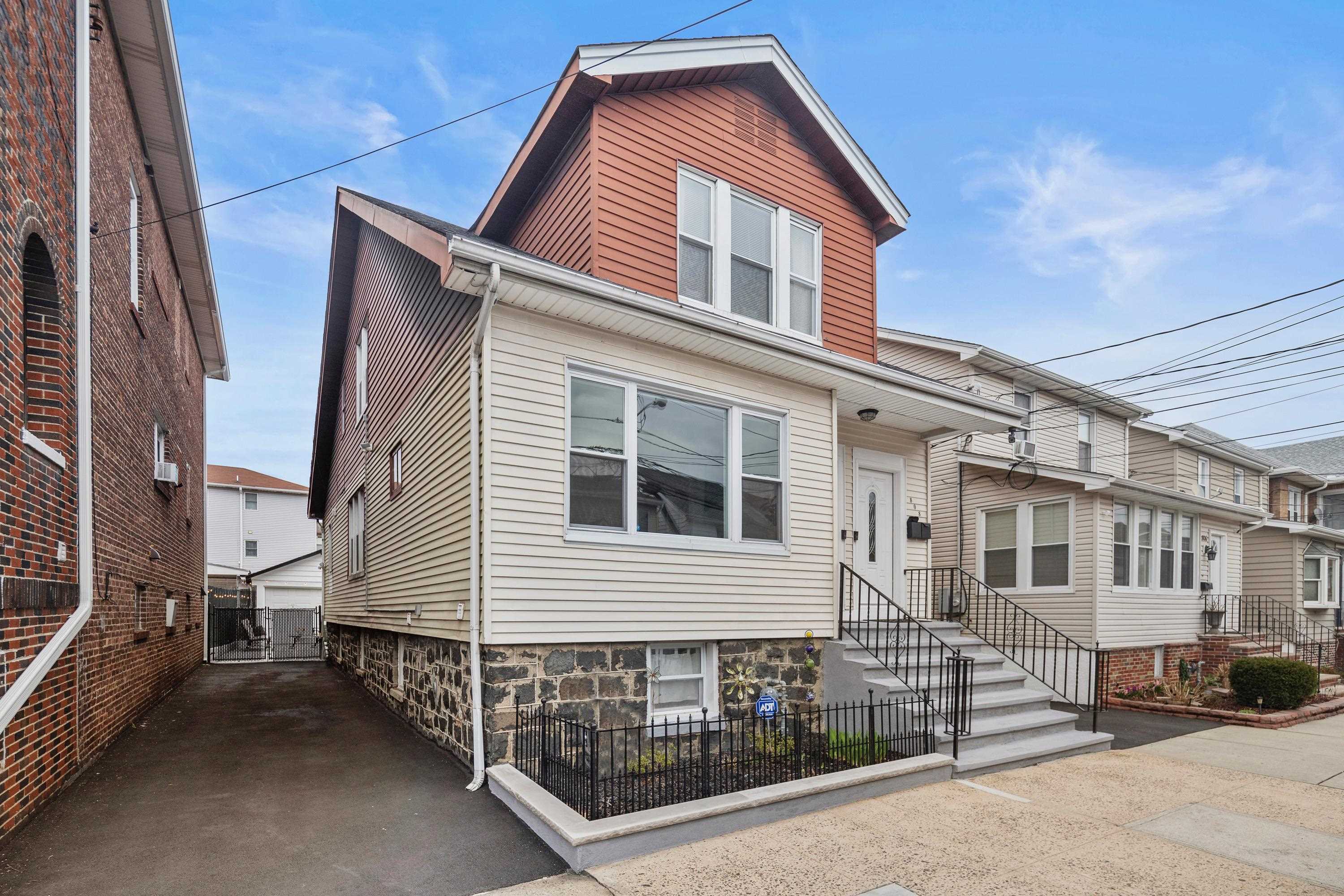 # 250007015 - For Rent in North Bergen NJ