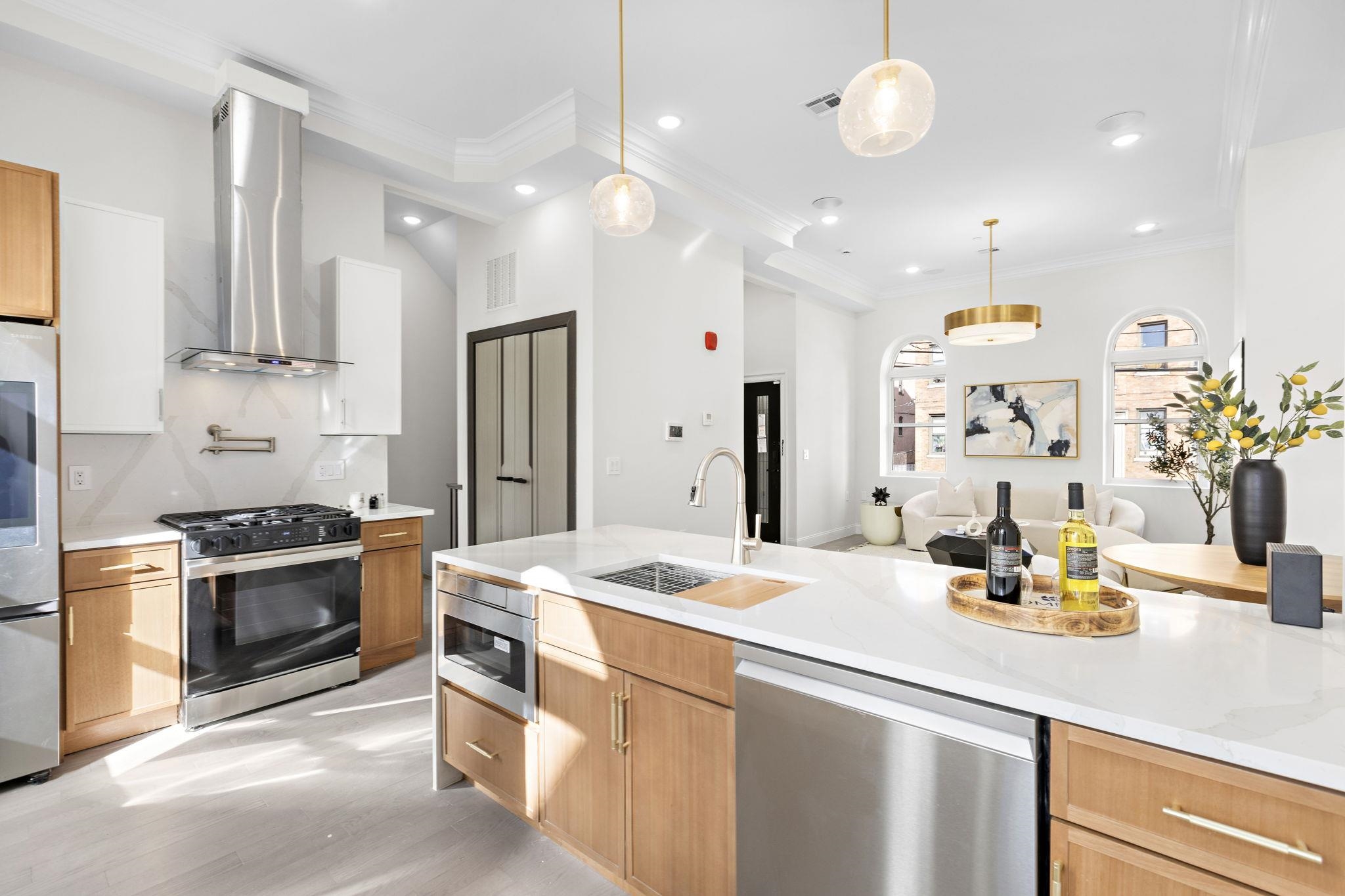 # 250007058 - For Rent in JERSEY CITY - Journal Square NJ