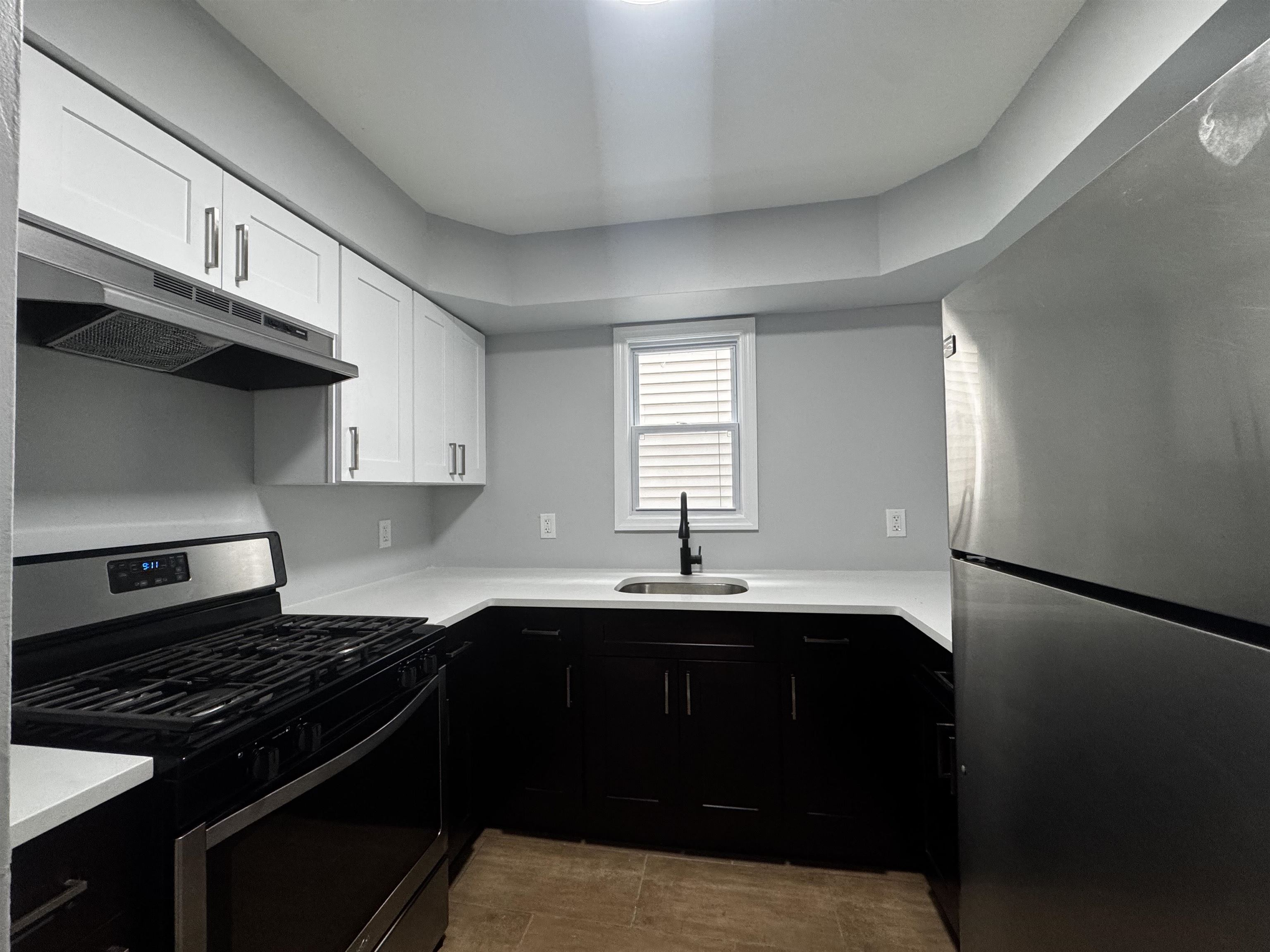 # 250007100 - For Rent in JERSEY CITY - Greenville NJ