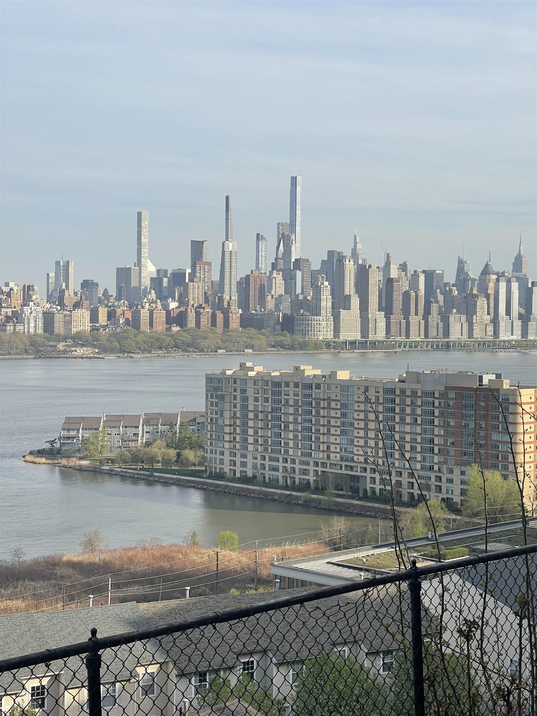 # 250007156 - For Rent in North Bergen NJ