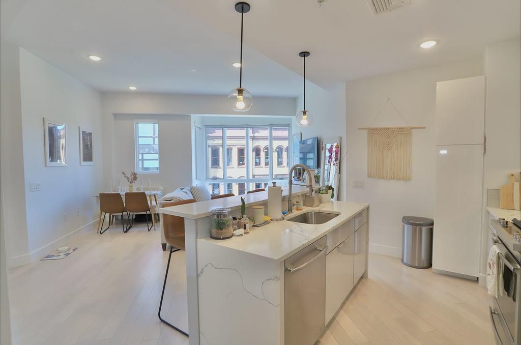 # 250007187 - For Rent in JERSEY CITY - Downtown NJ