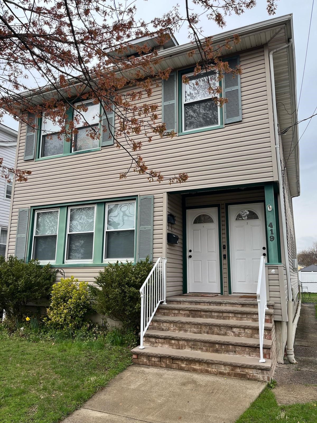 # 250007189 - For Rent in Lyndhurst NJ