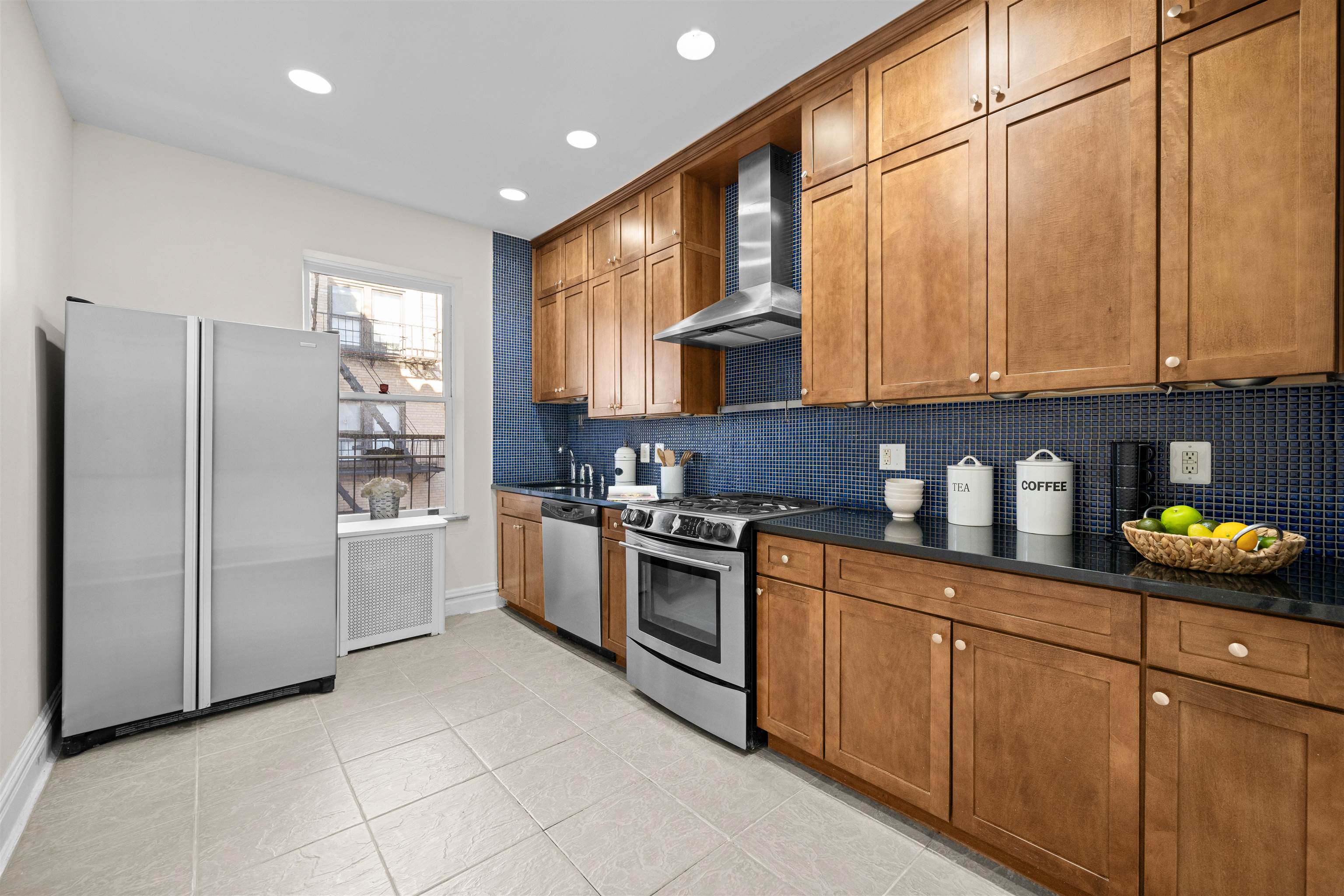 # 250007195 - For Rent in JERSEY CITY - Journal Square NJ