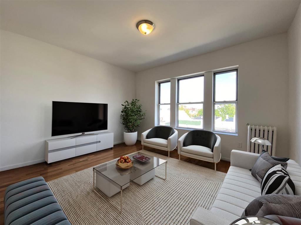 # 250007205 - For Rent in Bayonne NJ