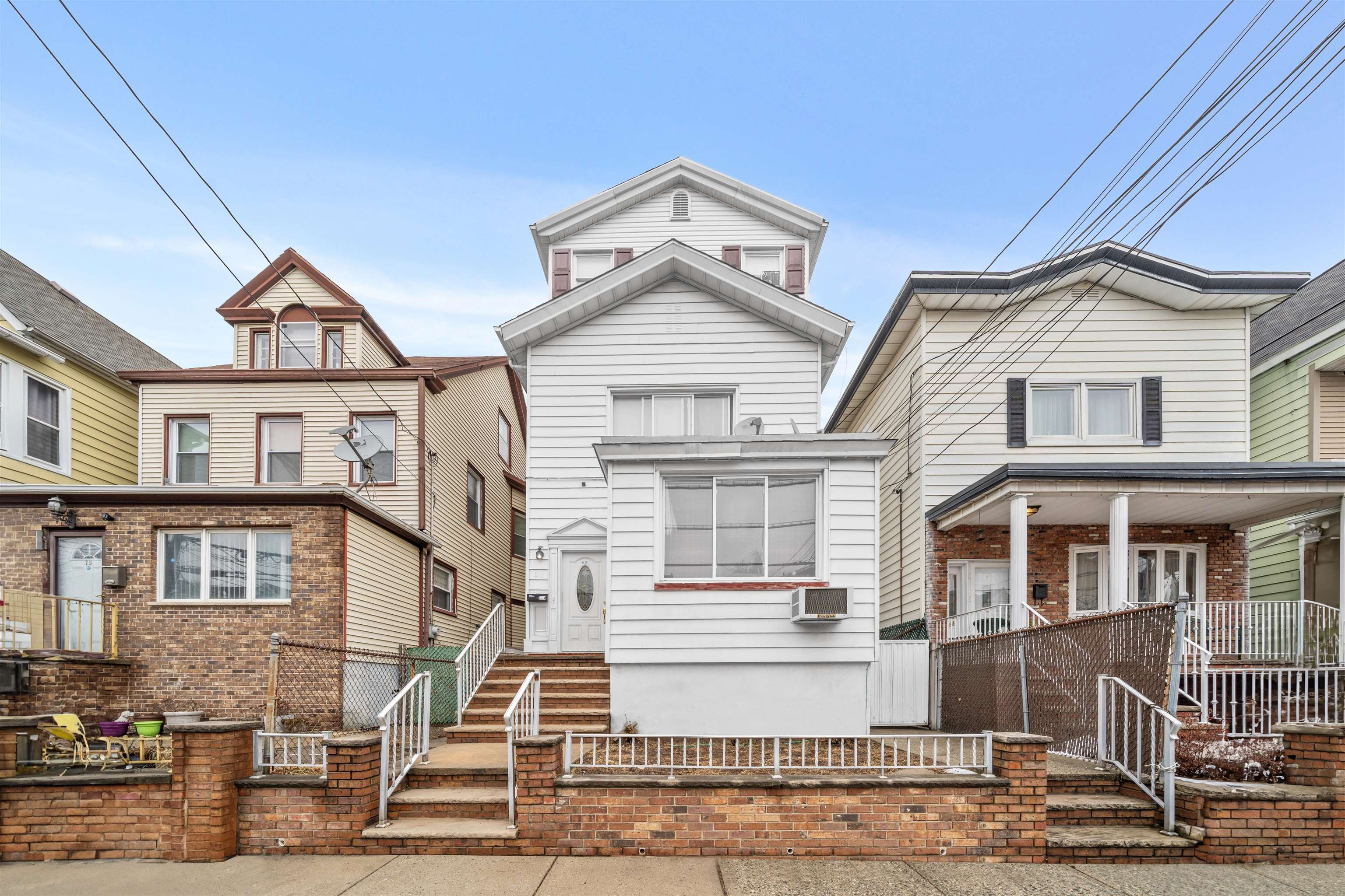 # 250007231 - For Rent in Bayonne NJ