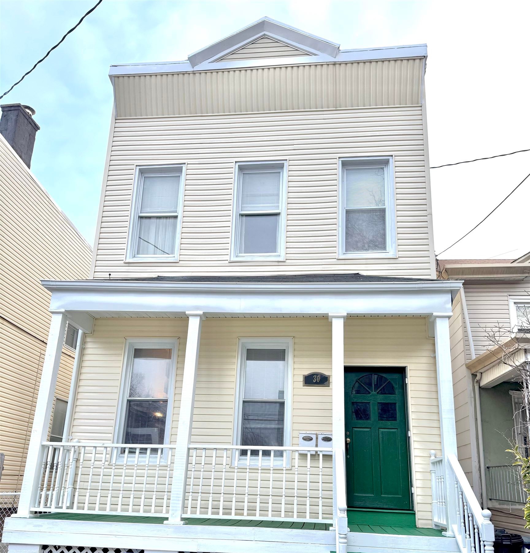 # 250007319 - For Rent in JERSEY CITY - Journal Square NJ