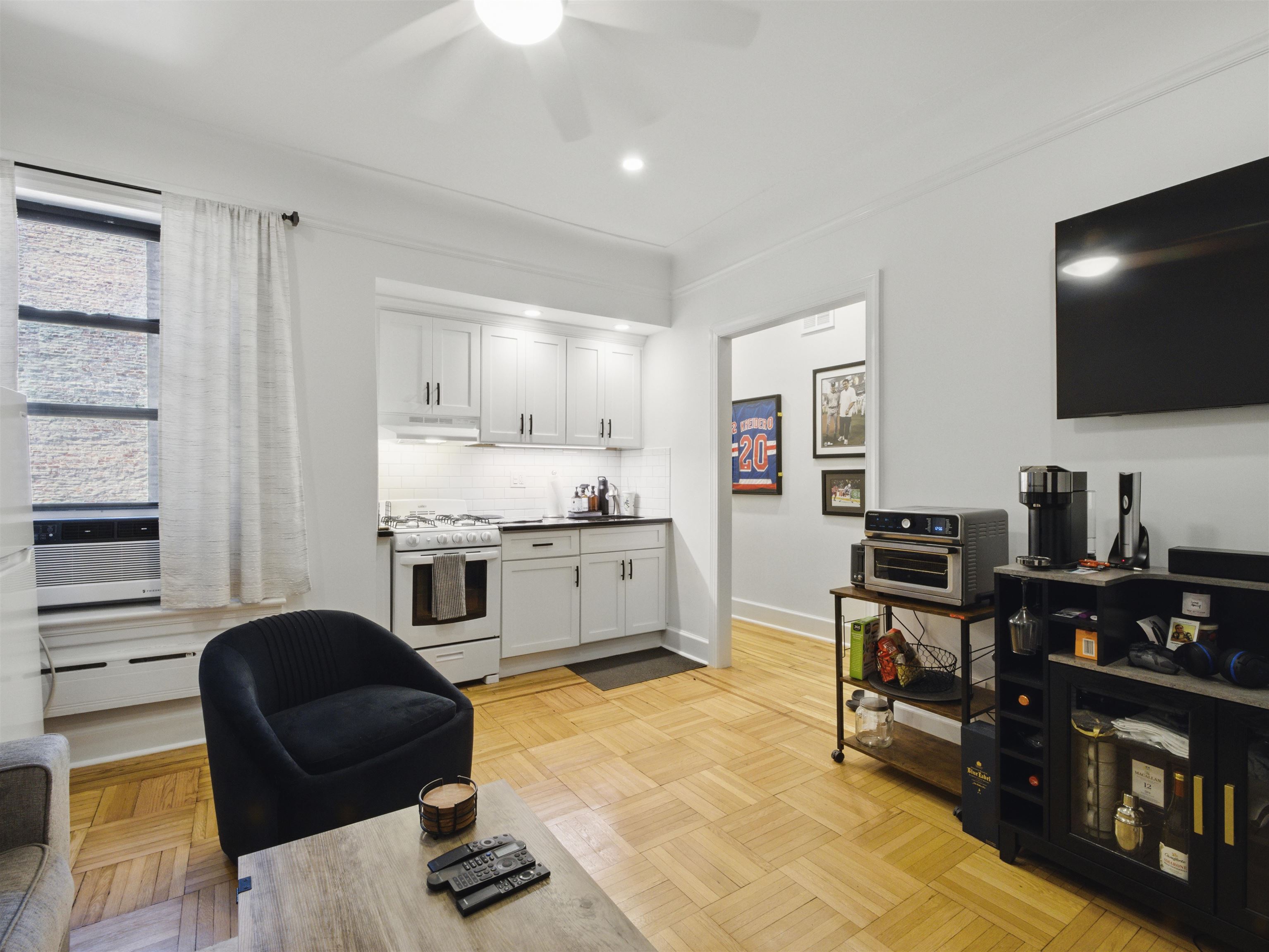 # 250007326 - For Rent in Weehawken NJ