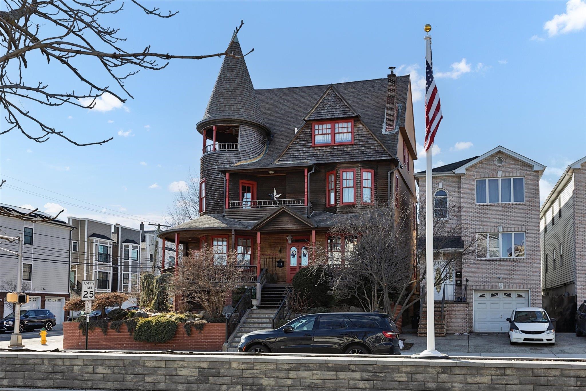 # 250007333 - For Rent in Harrison NJ