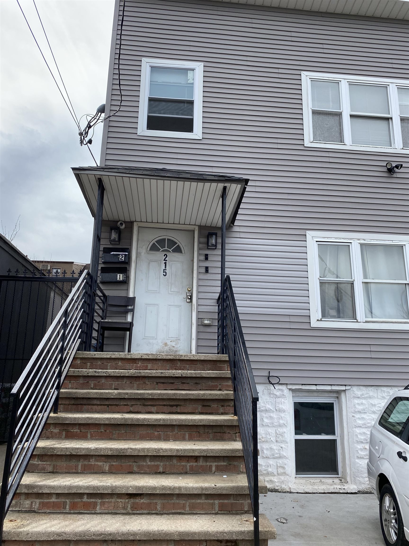 # 250007344 - For Rent in JERSEY CITY - Heights NJ