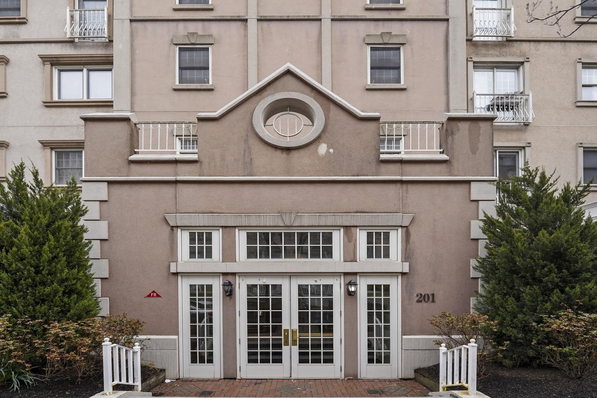 # 250007366 - For Rent in JERSEY CITY - Greenville NJ