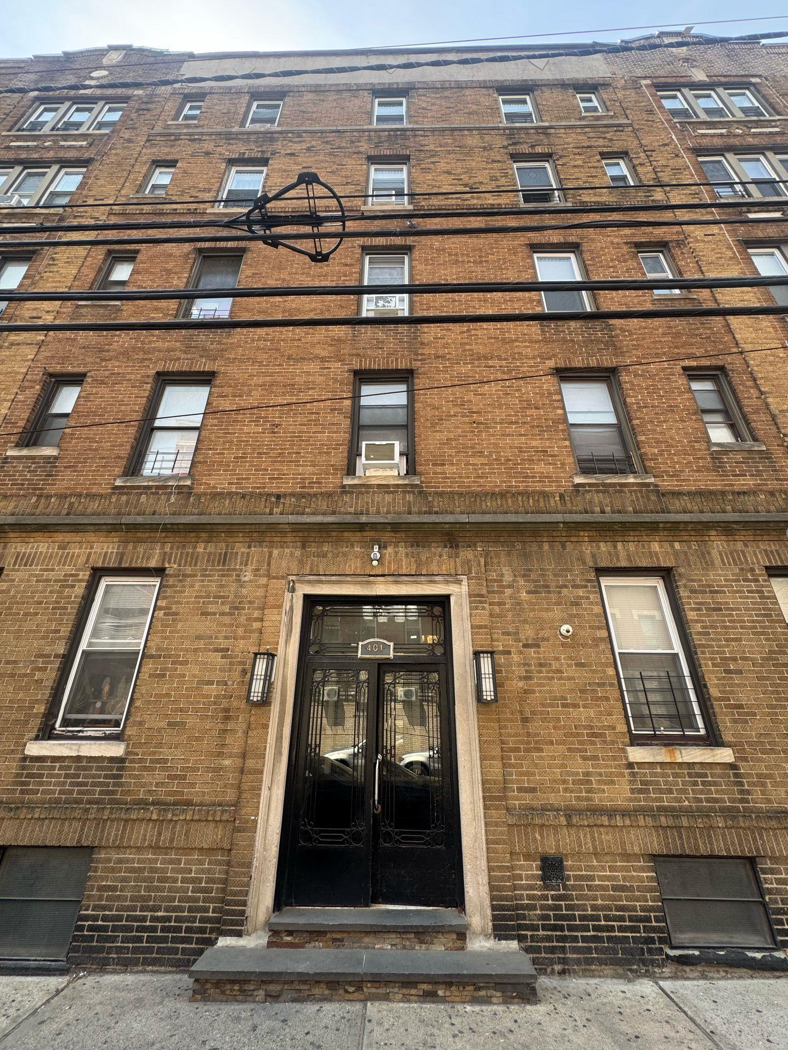 # 250007397 - For Rent in West New York NJ