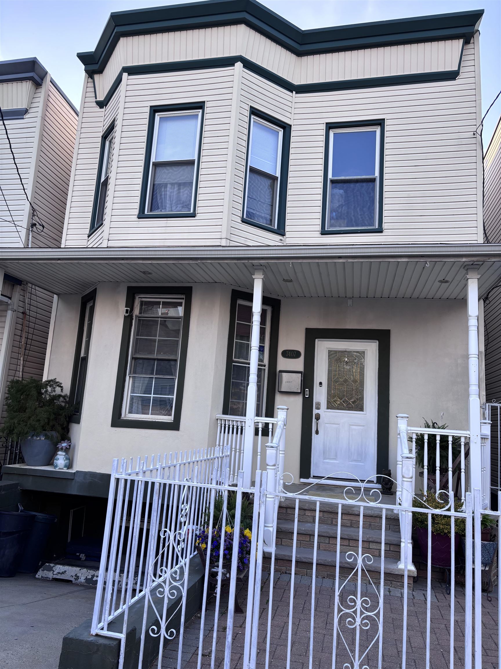 # 250007404 - For Rent in North Bergen NJ