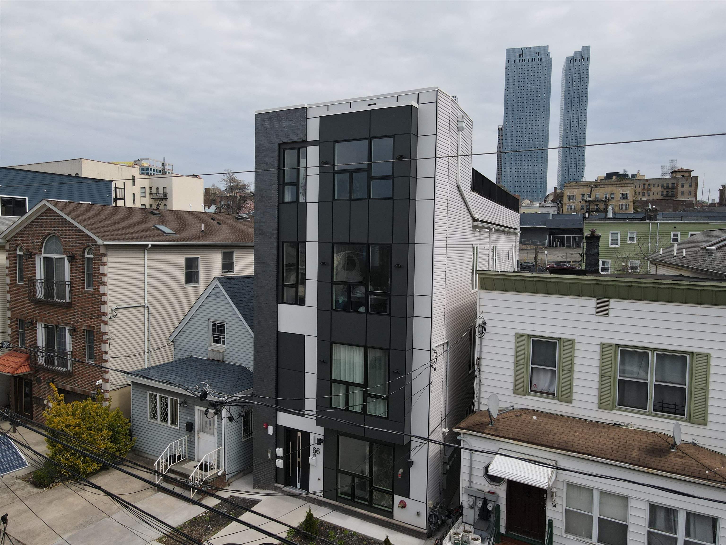 # 250007418 - For Rent in JERSEY CITY - Journal Square NJ