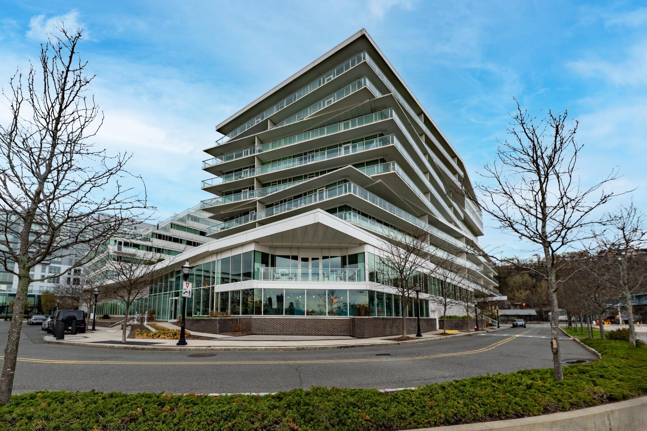 # 250007478 - For Rent in Weehawken NJ