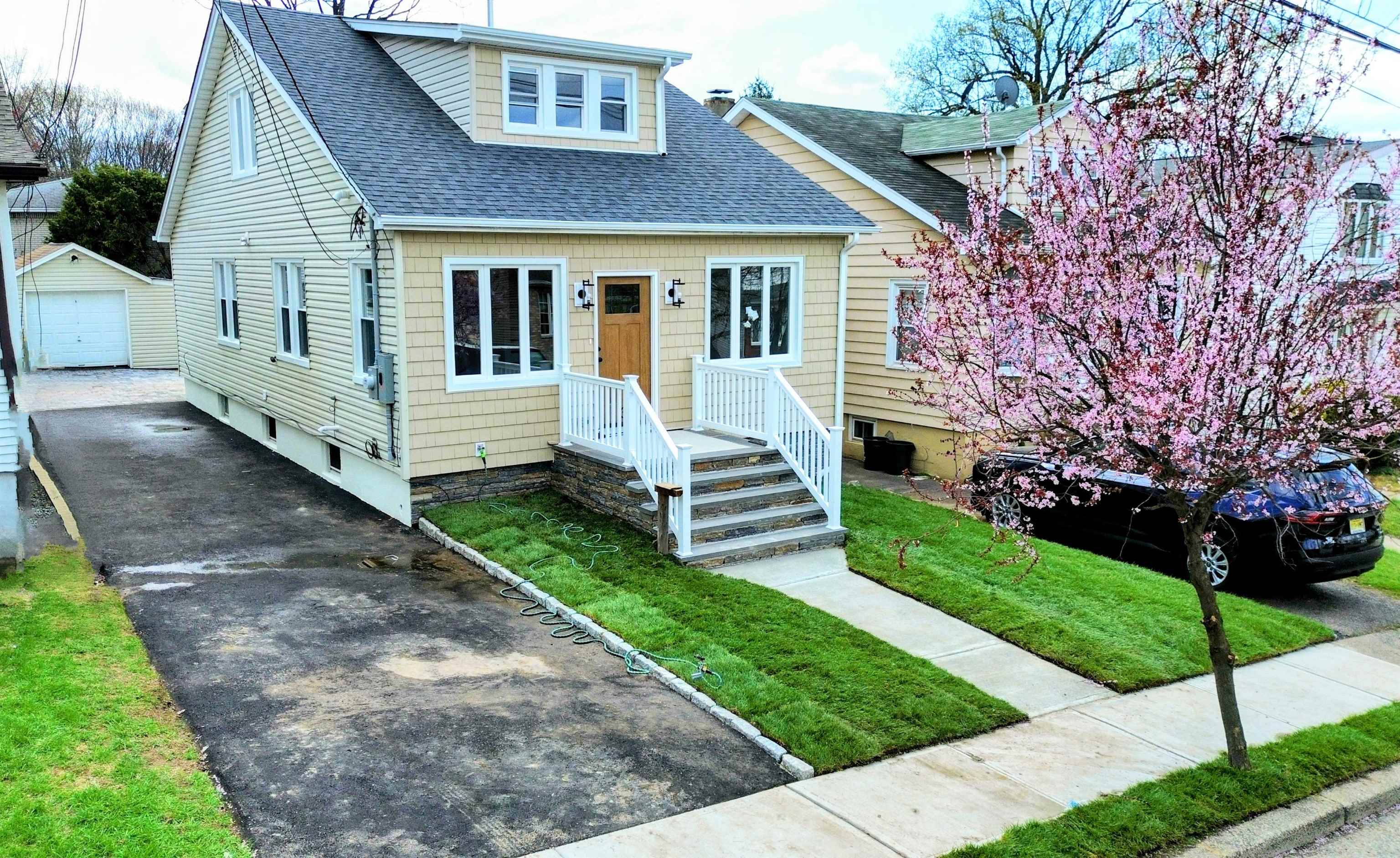 # 250007485 - For Rent in Secaucus NJ