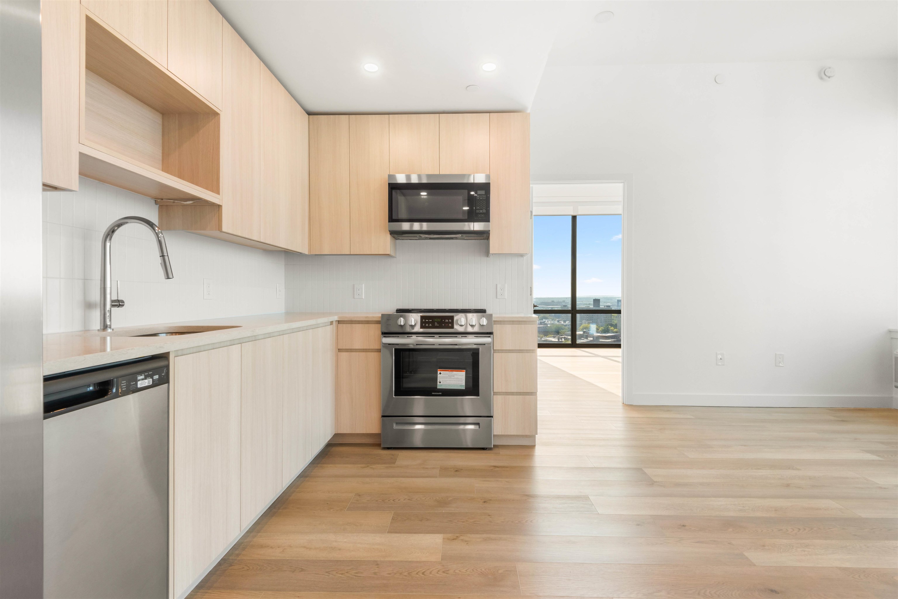 # 250007495 - For Rent in JERSEY CITY - Journal Square NJ