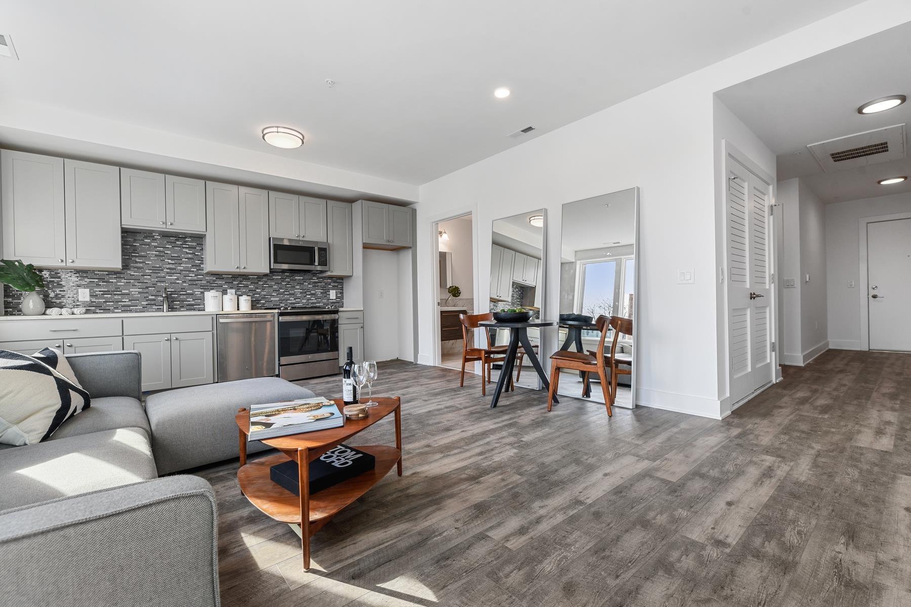 # 250007526 - For Rent in JERSEY CITY - Heights NJ