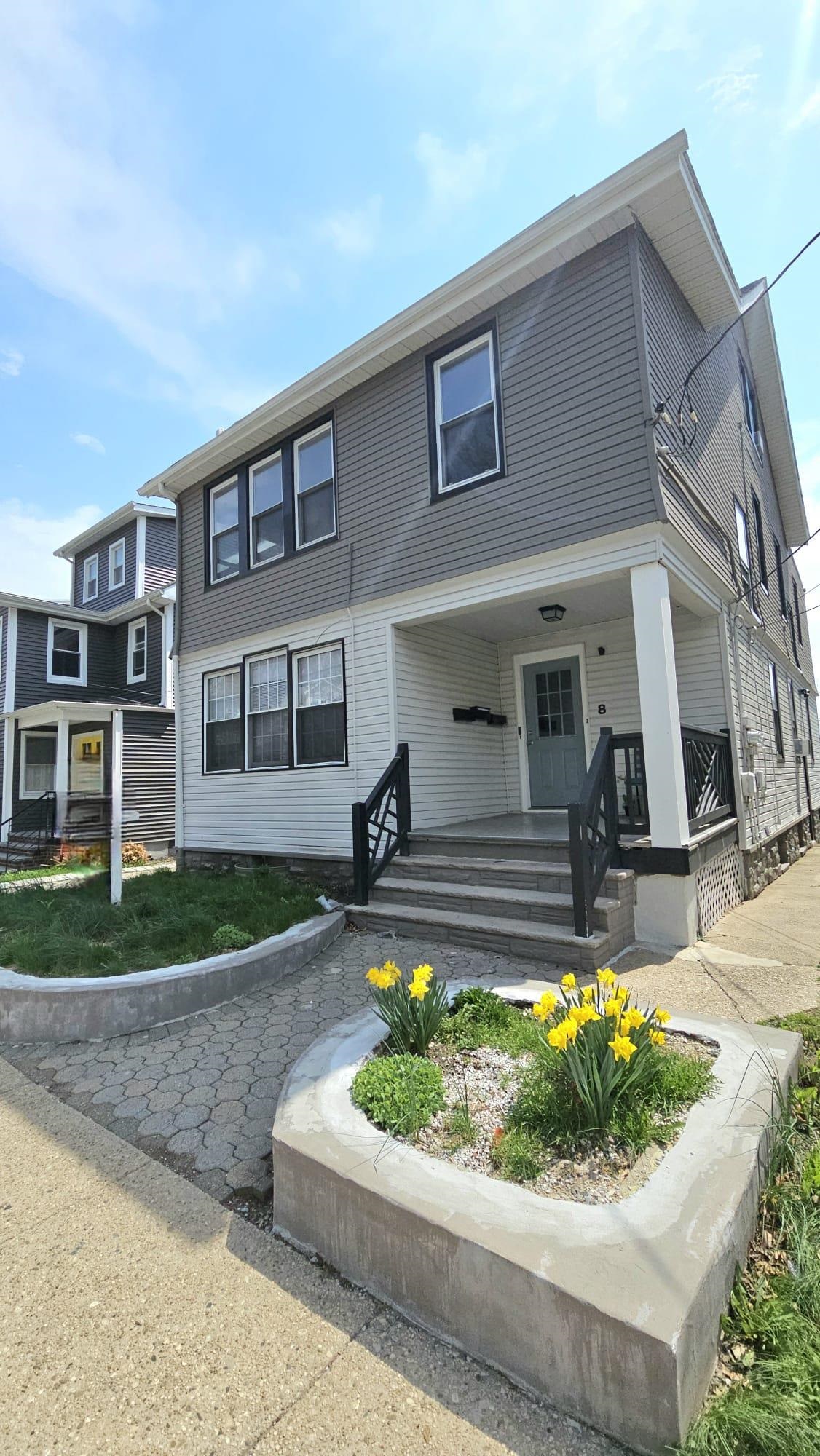 # 250007541 - For Rent in Maplewood NJ