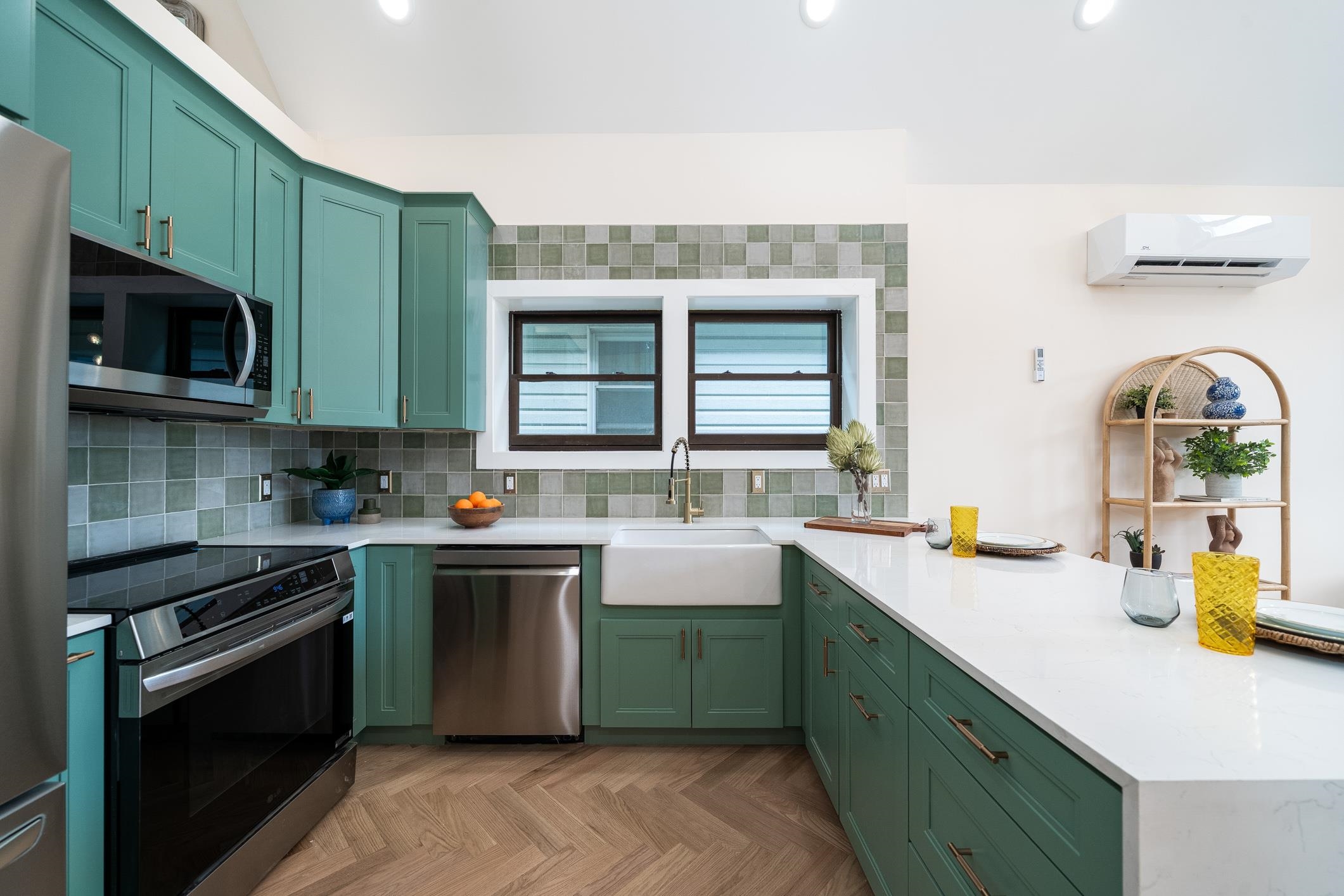 # 250007717 - For Rent in JERSEY CITY - Journal Square NJ