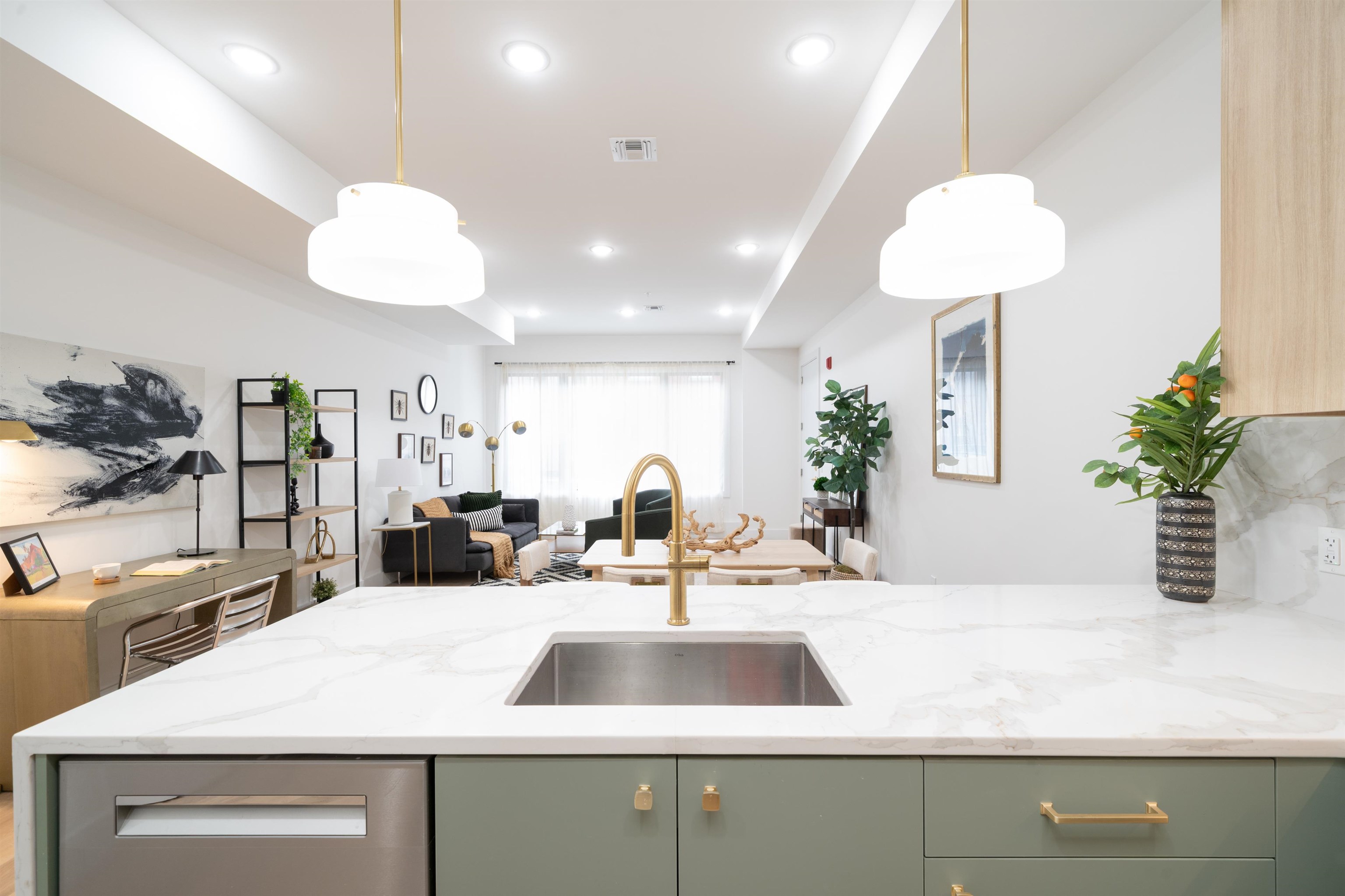 # 250007727 - For Rent in JERSEY CITY - Heights NJ