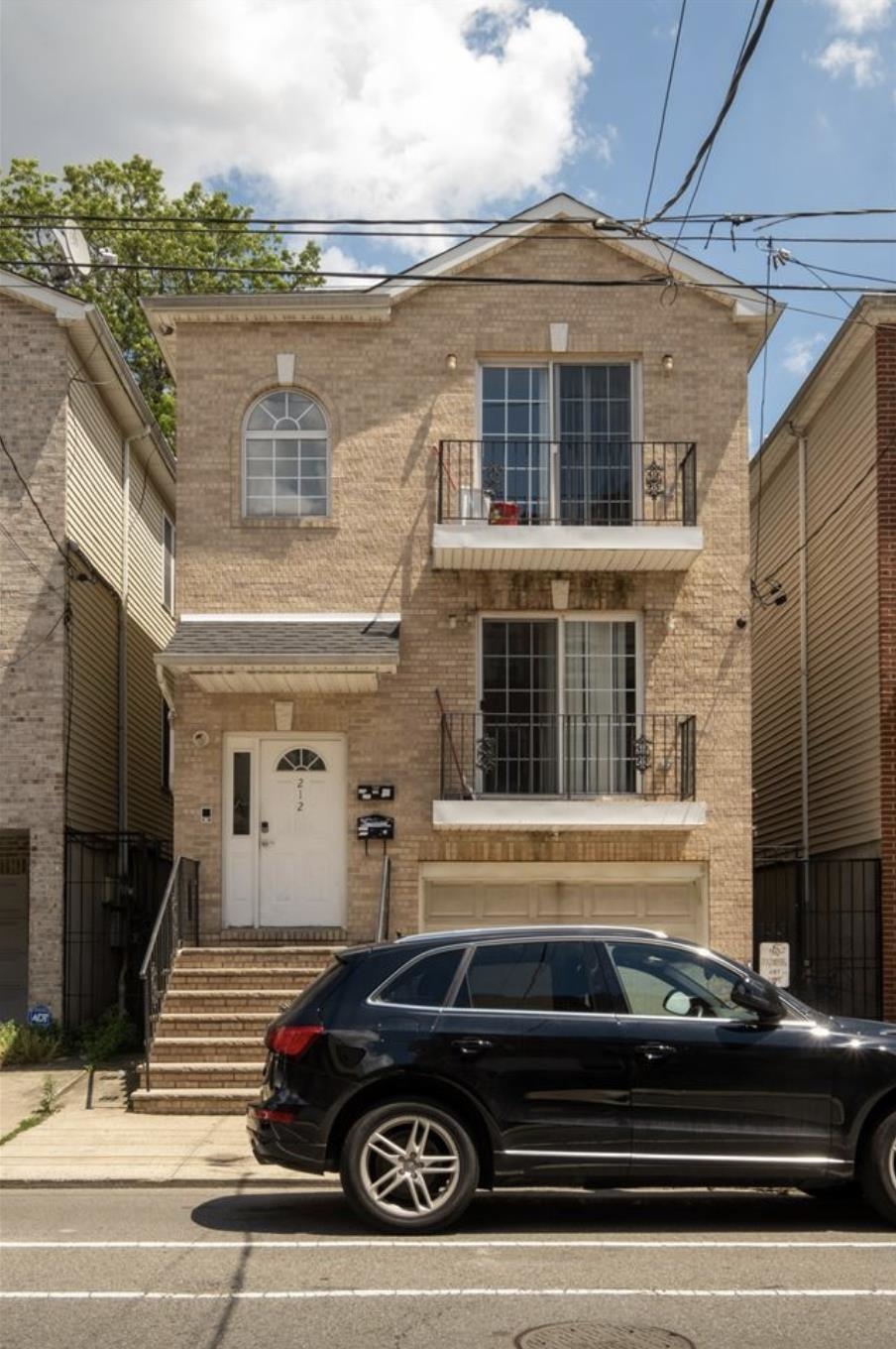 # 250007740 - For Rent in JERSEY CITY - Heights NJ