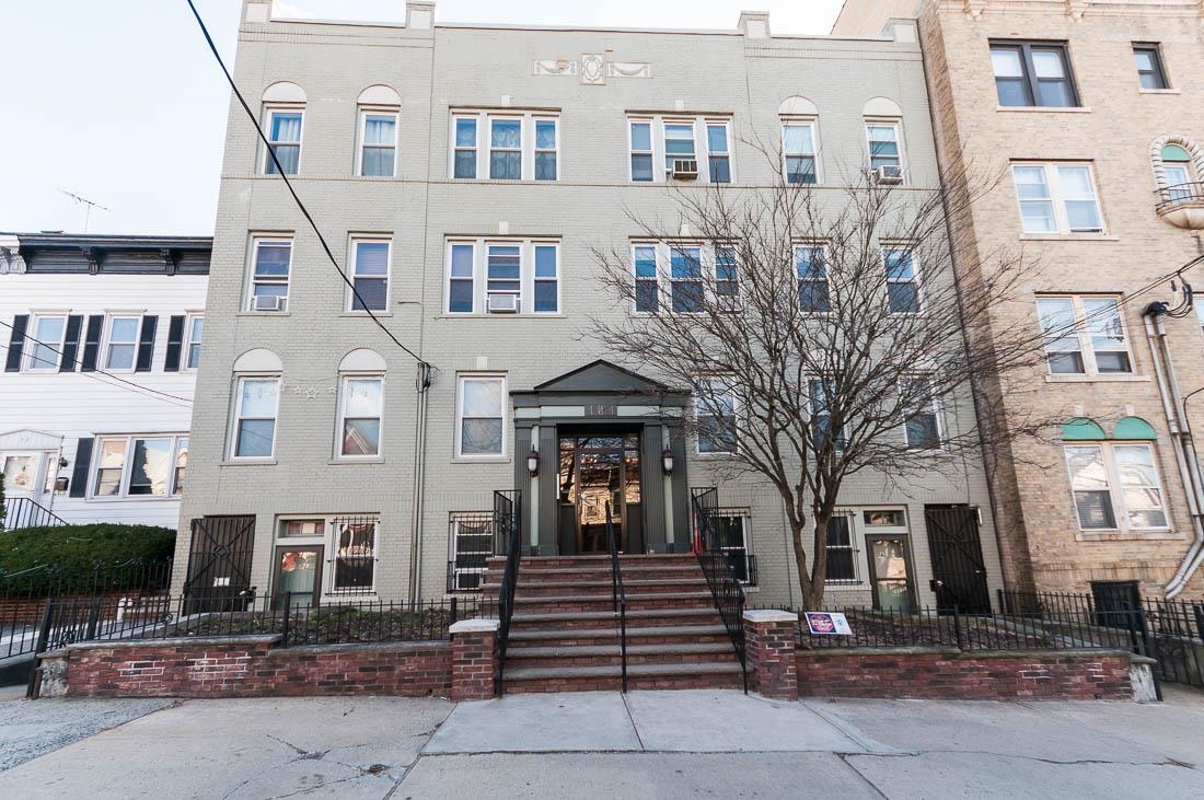 # 250007785 - For Rent in JERSEY CITY - Journal Square NJ