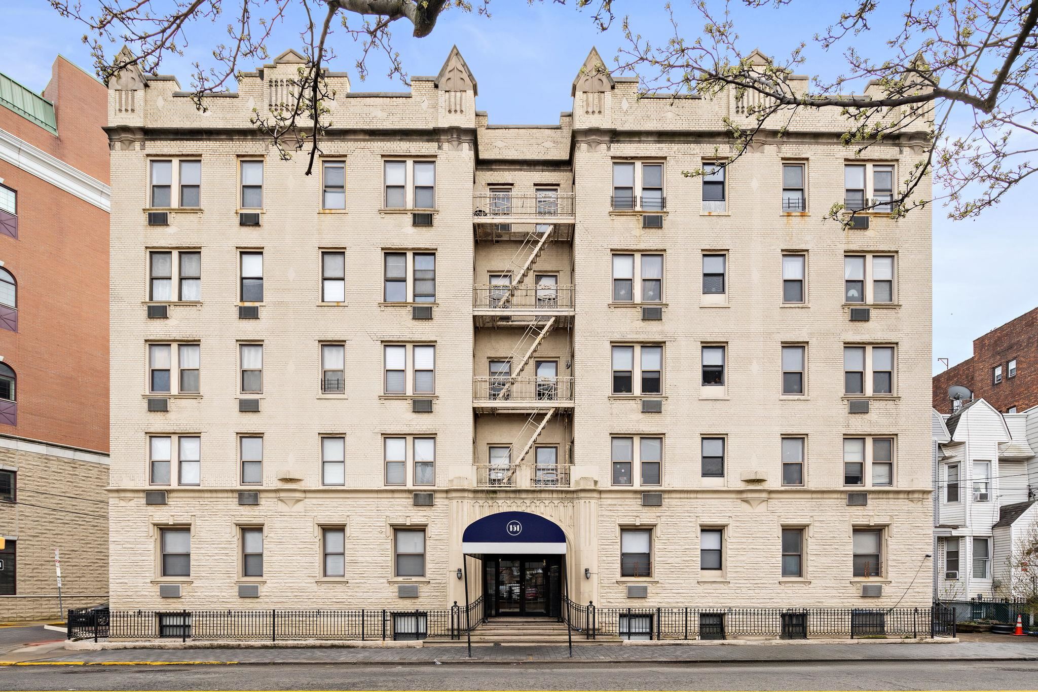 # 250007787 - For Rent in JERSEY CITY - Journal Square NJ