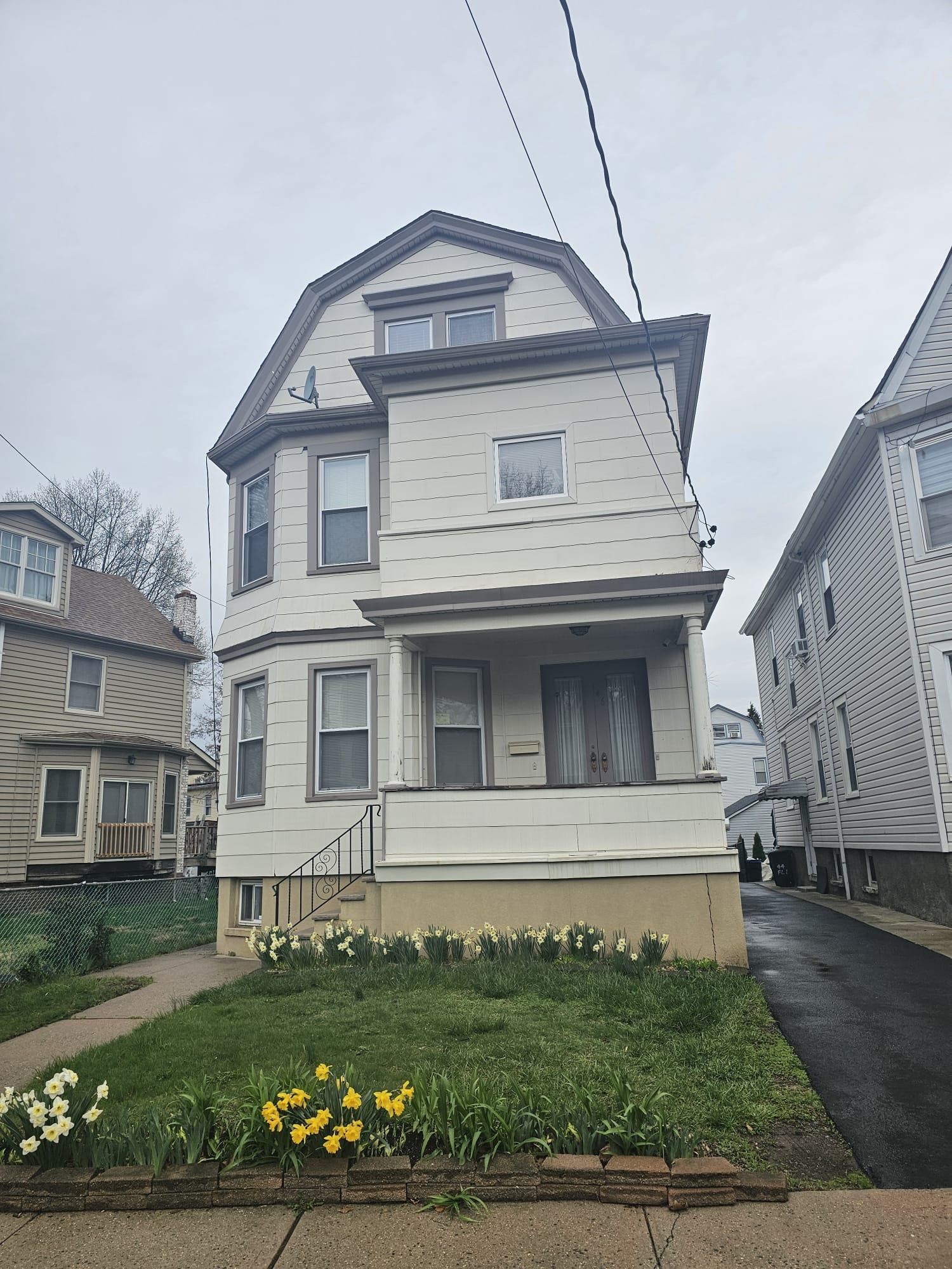 # 250007796 - For Rent in Bloomfield NJ