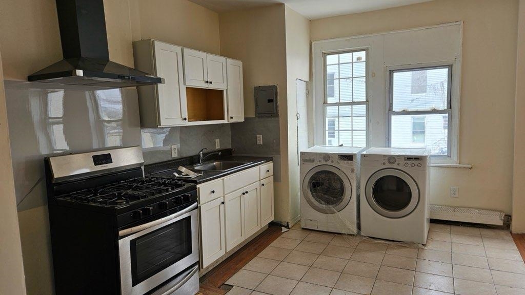 # 250007850 - For Rent in JERSEY CITY - Greenville NJ