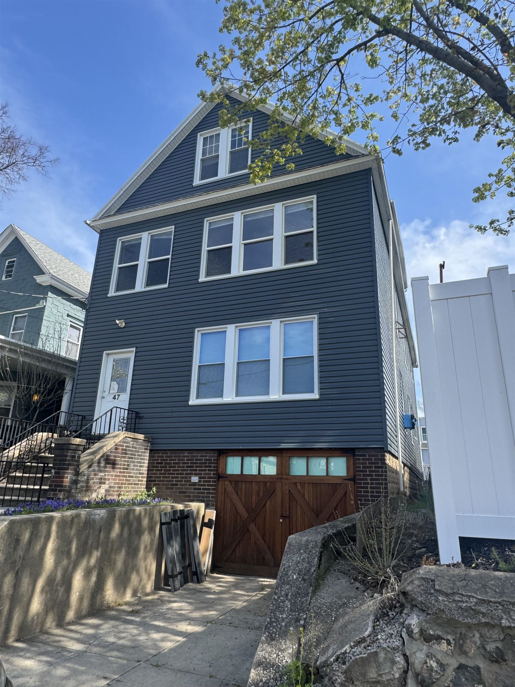 # 250007872 - For Rent in Bayonne NJ