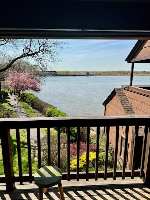 # 250007915 - For Rent in Secaucus NJ