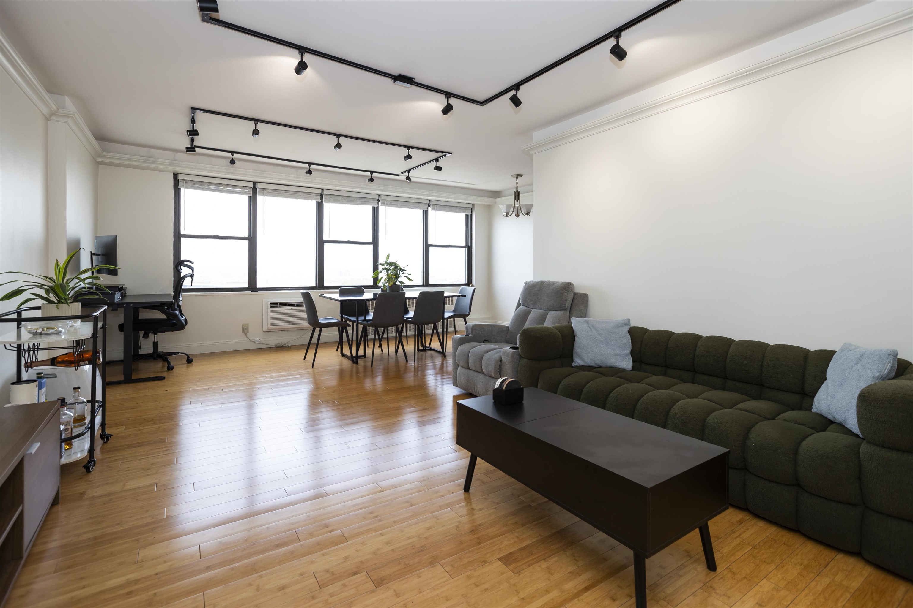 # 250007949 - For Rent in Union City NJ