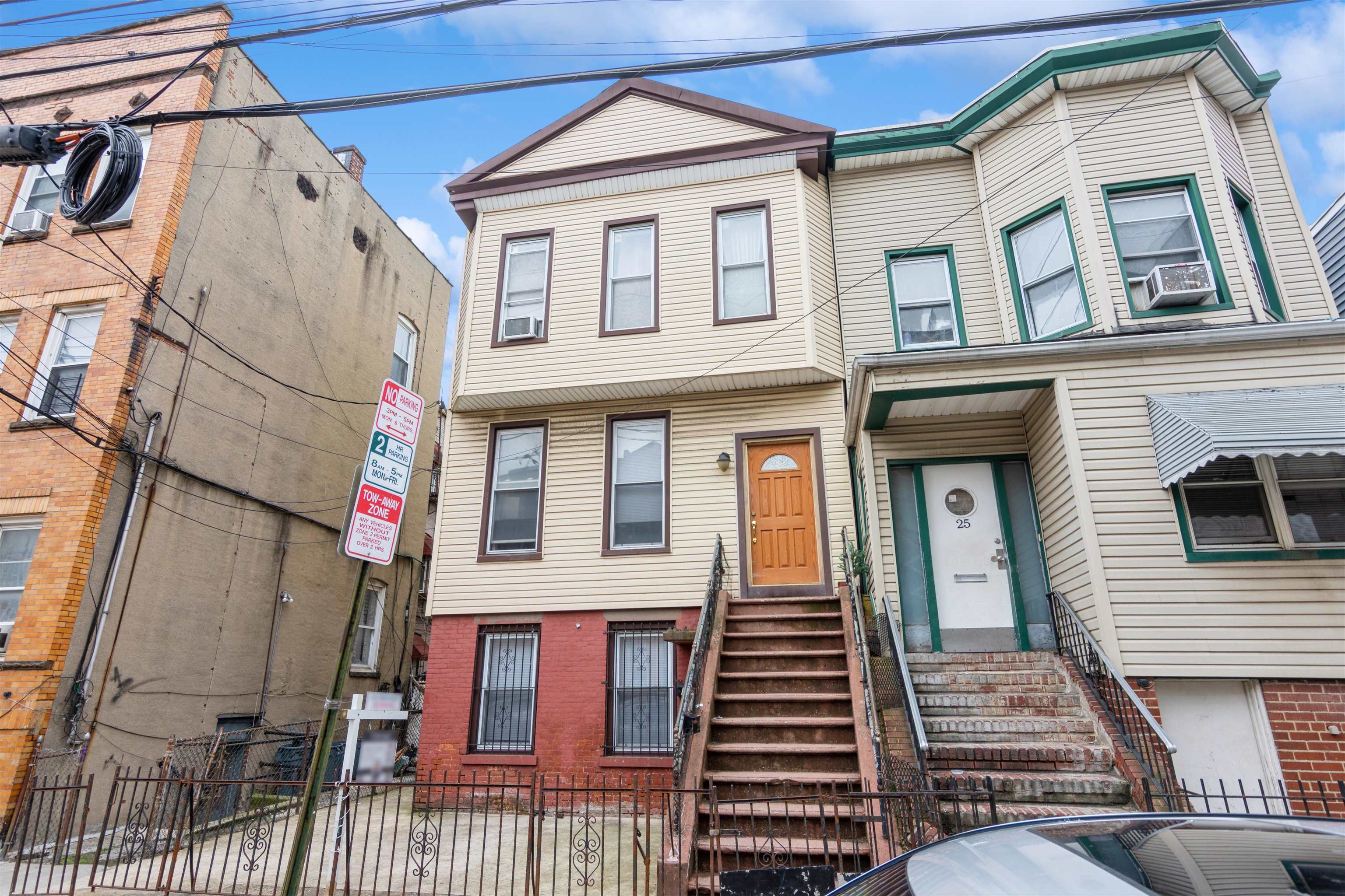 # 250007970 - For Rent in JERSEY CITY - Journal Square NJ