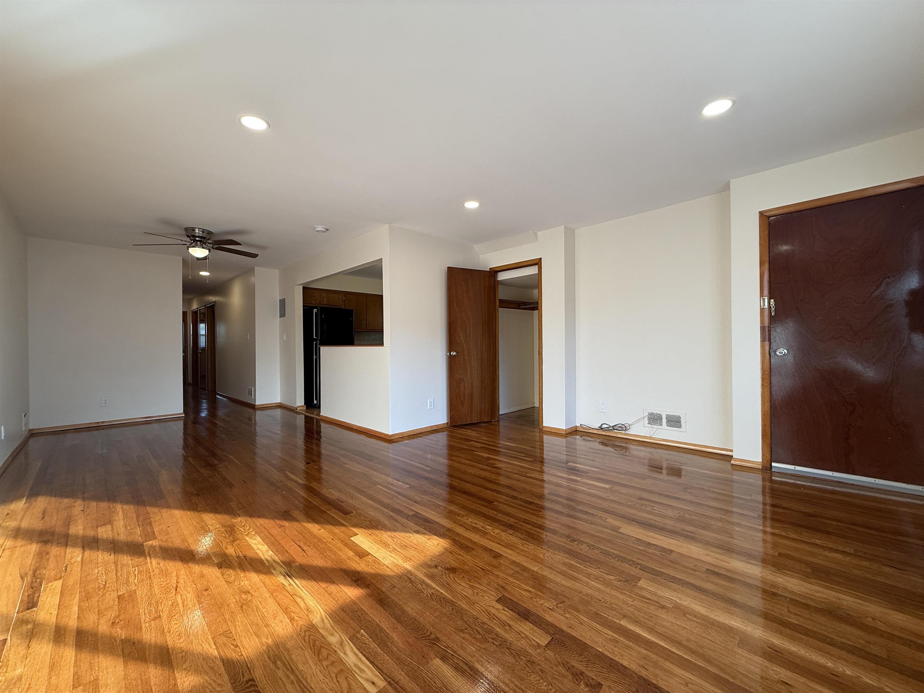 # 250007994 - For Rent in Bayonne NJ