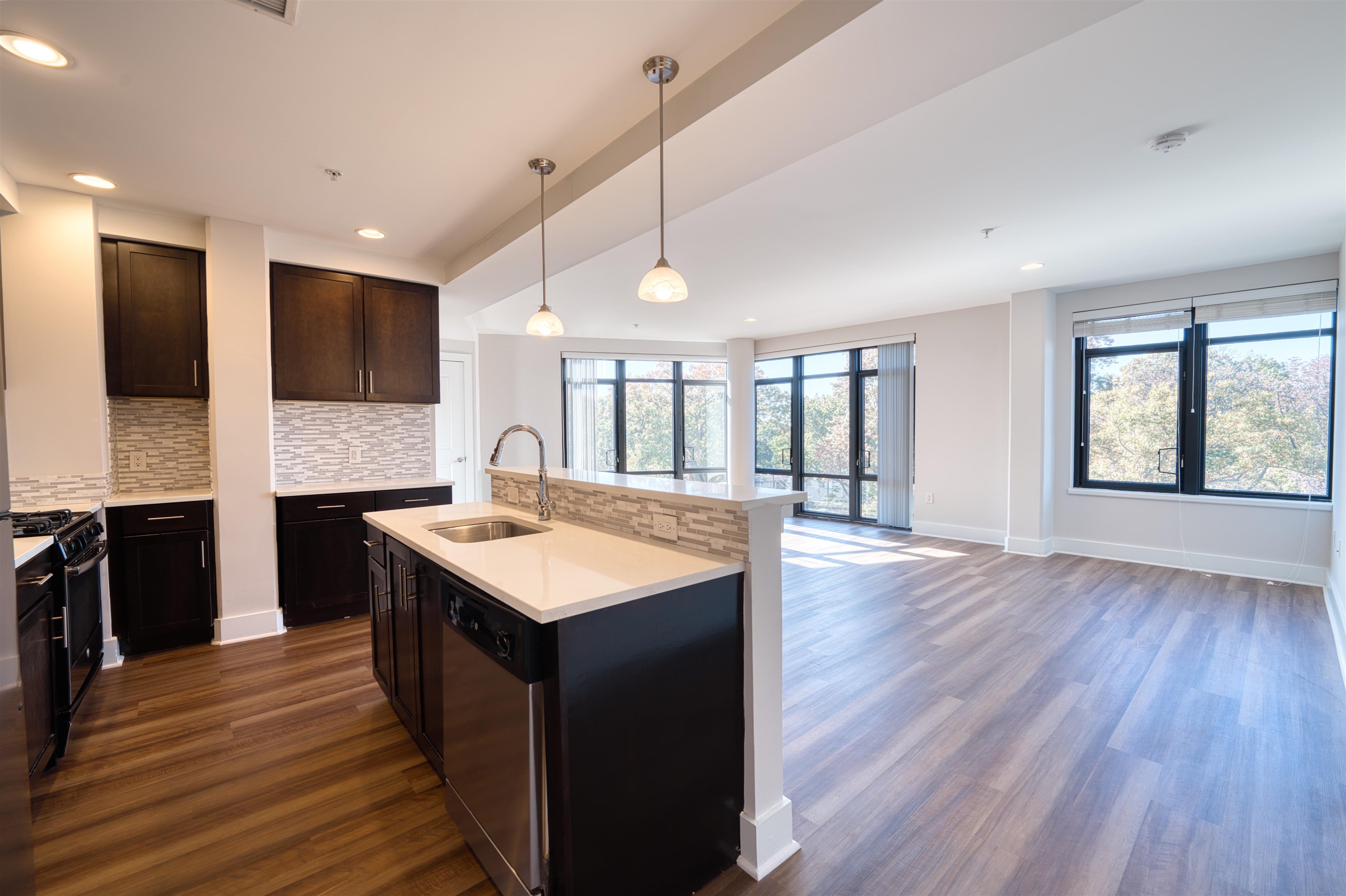# 250008014 - For Rent in Bayonne NJ