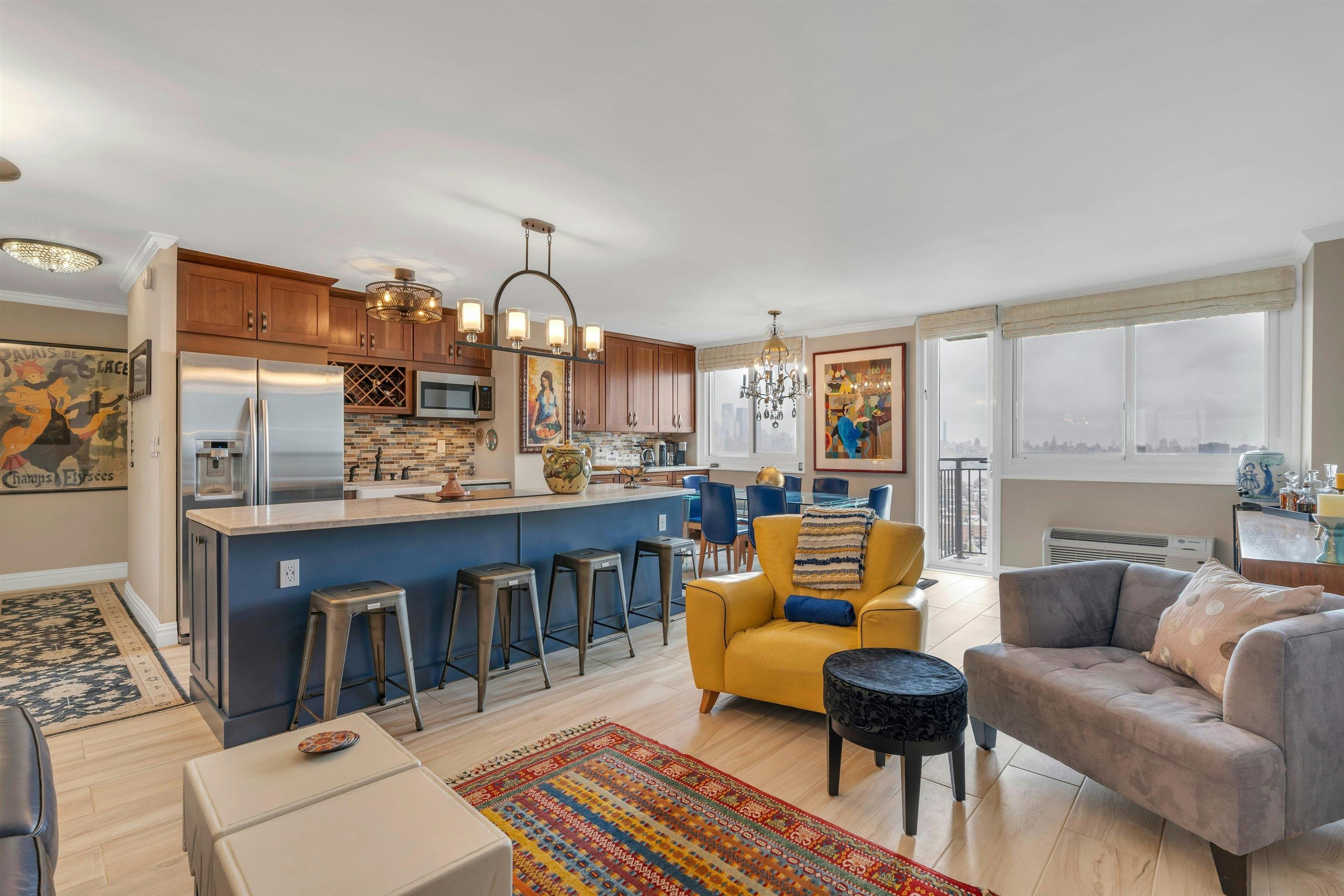 # 250008048 - For Rent in Union City NJ