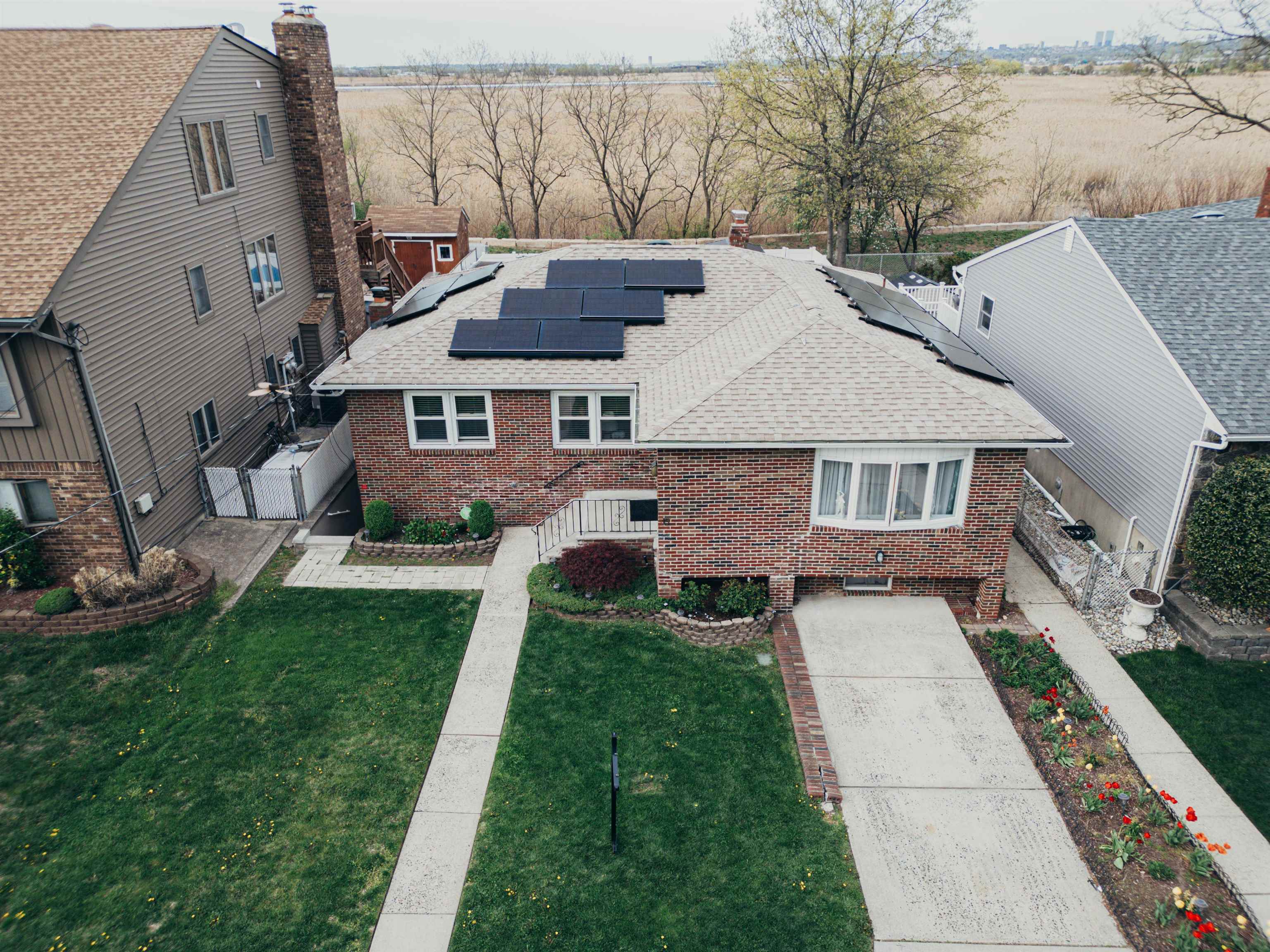 # 250008056 - For Rent in Secaucus NJ