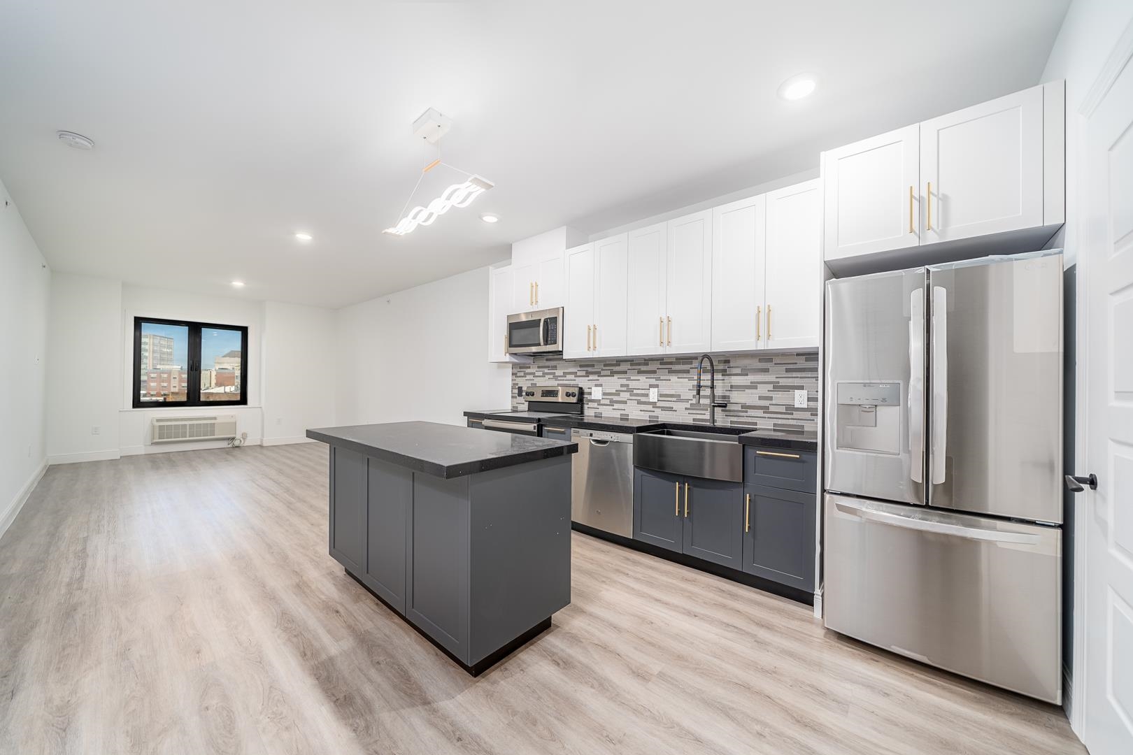 # 250008120 - For Rent in JERSEY CITY - Journal Square NJ