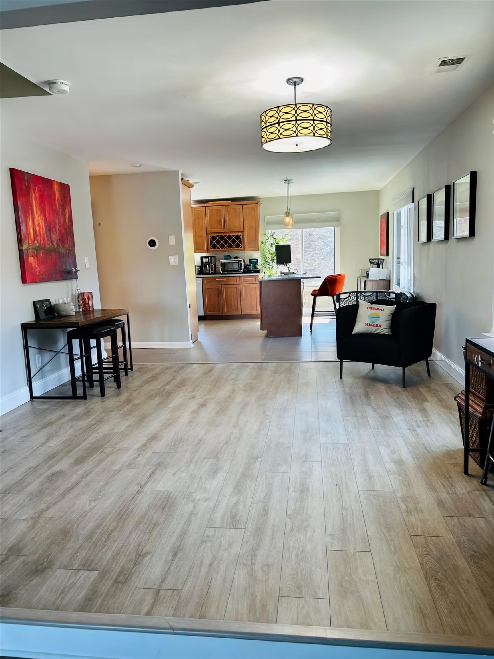 # 250008122 - For Rent in Secaucus NJ