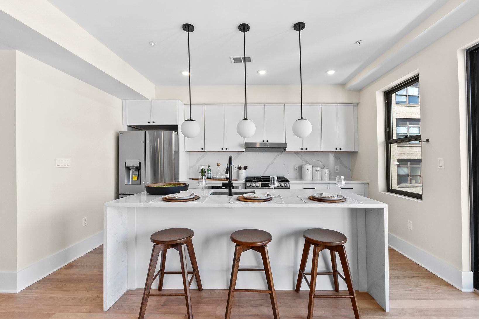 # 250008145 - For Rent in JERSEY CITY - Bergen-Lafayett NJ