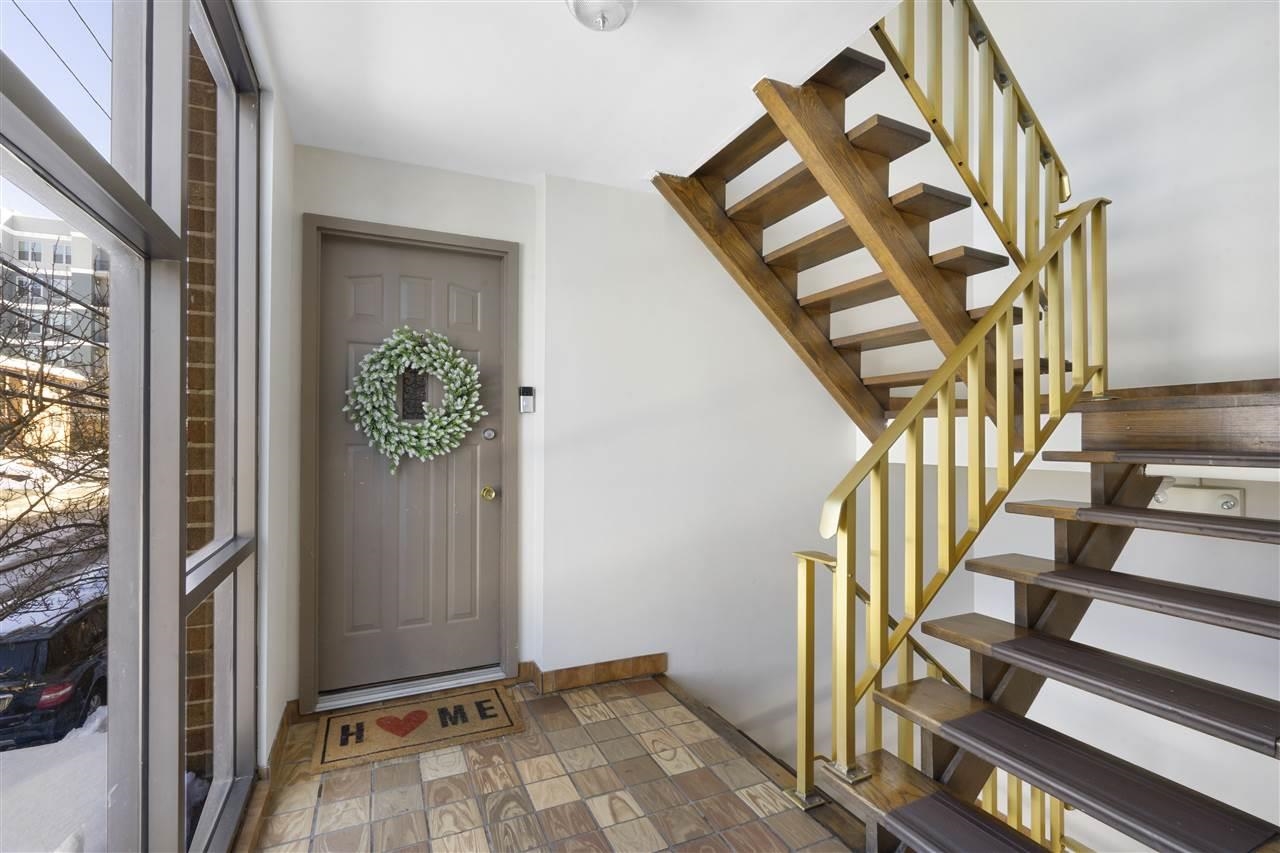 # 250008151 - For Rent in Bayonne NJ
